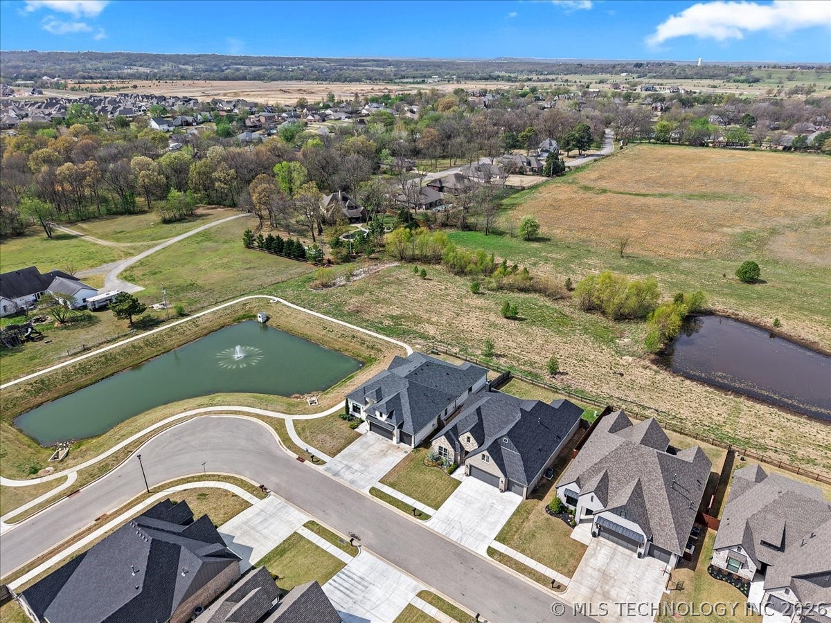 13722 S 20th Place E Bixby OK 74008