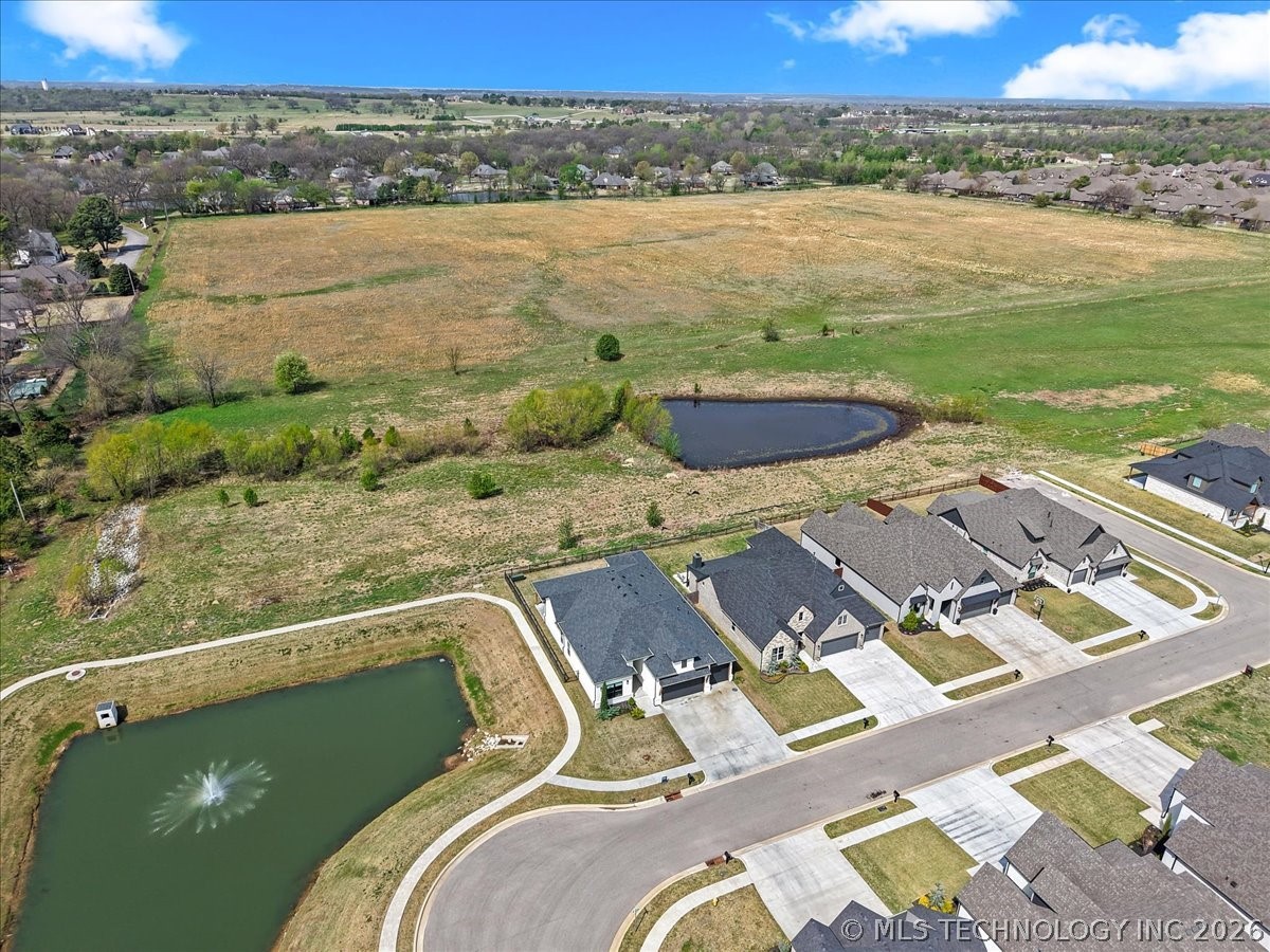 13722 S 20th Place E Bixby OK 74008