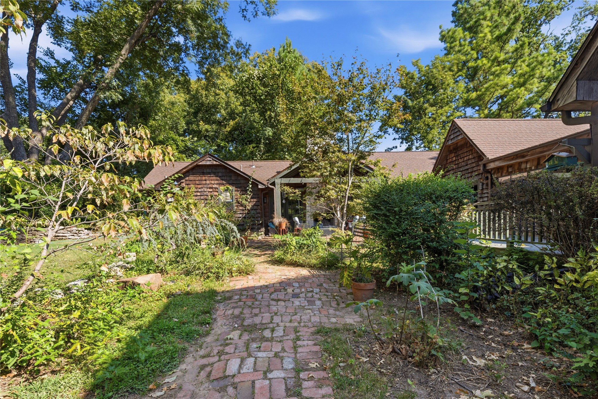 4730 S Columbia Place Tulsa OK 74105