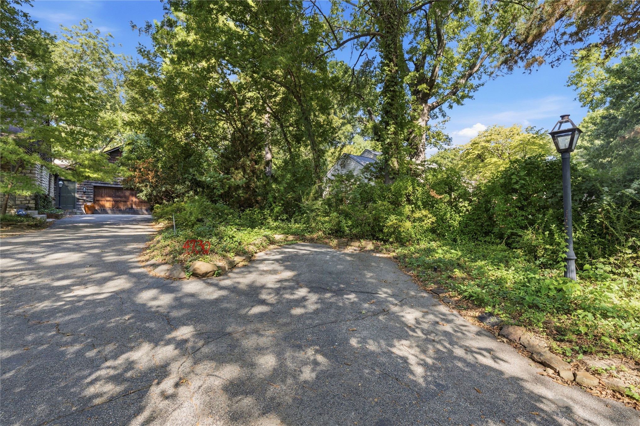 4730 S Columbia Place Tulsa OK 74105