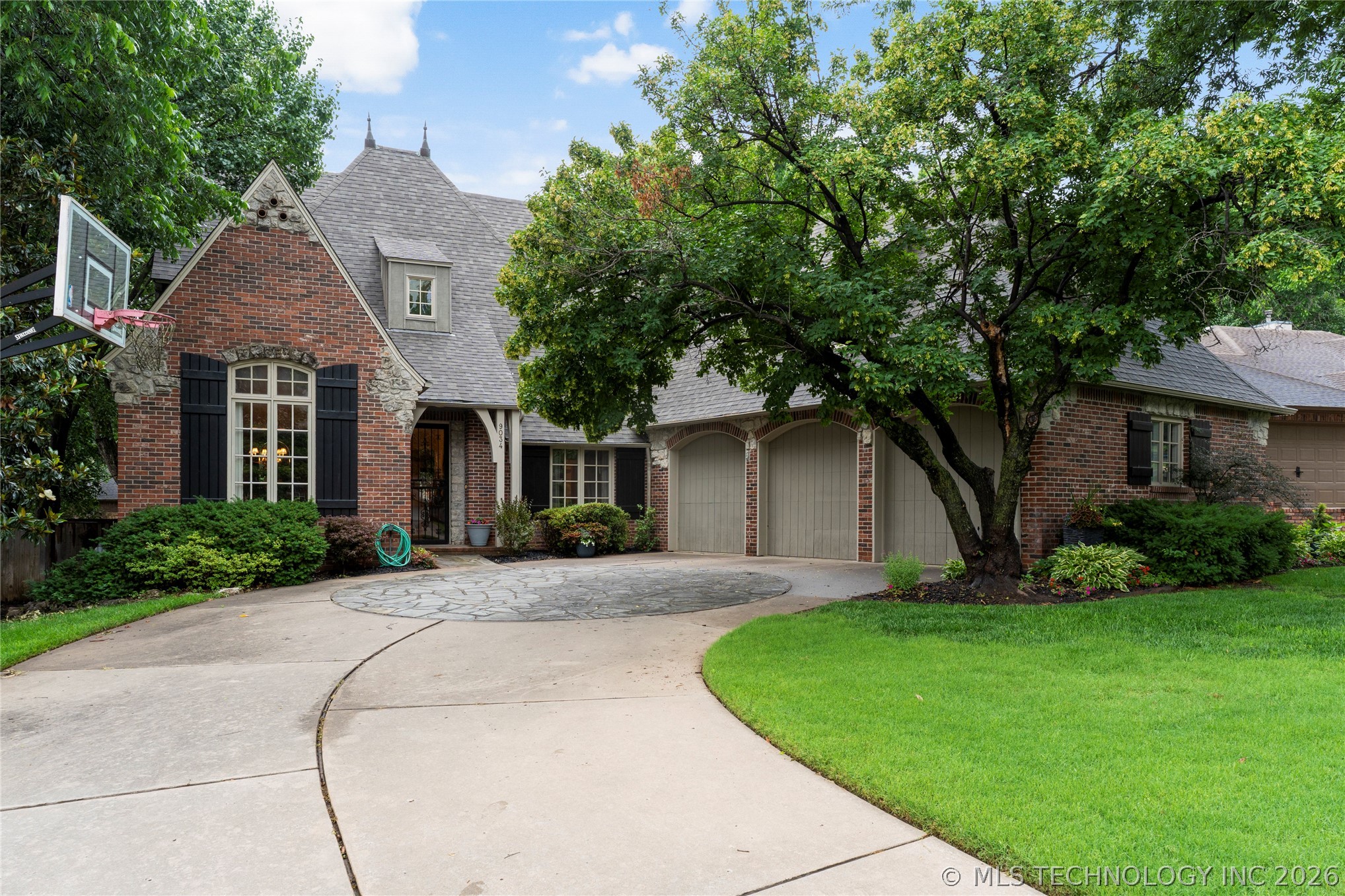 9034 S Maplewood Avenue Tulsa OK 74137