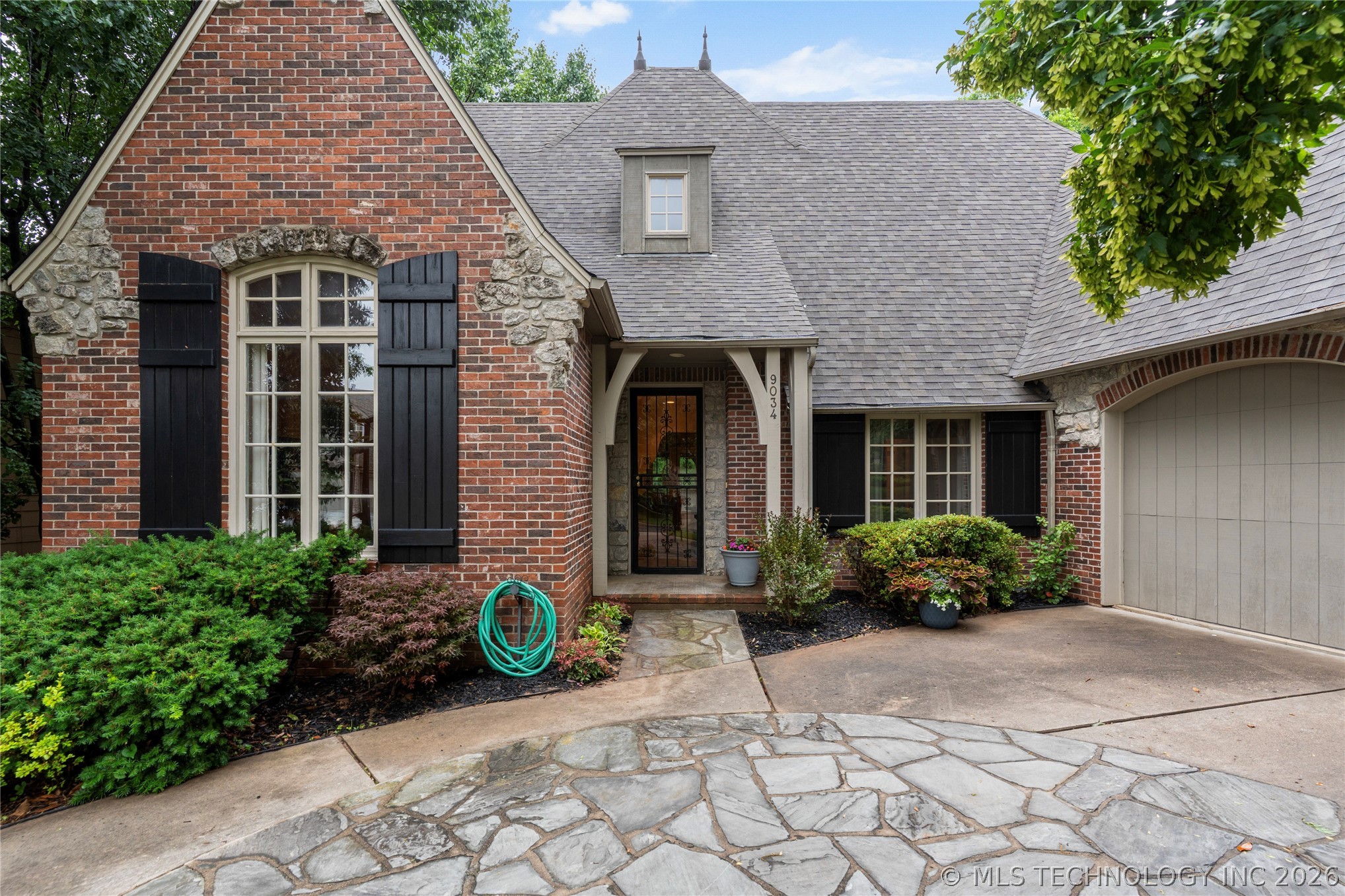 9034 S Maplewood Avenue Tulsa OK 74137