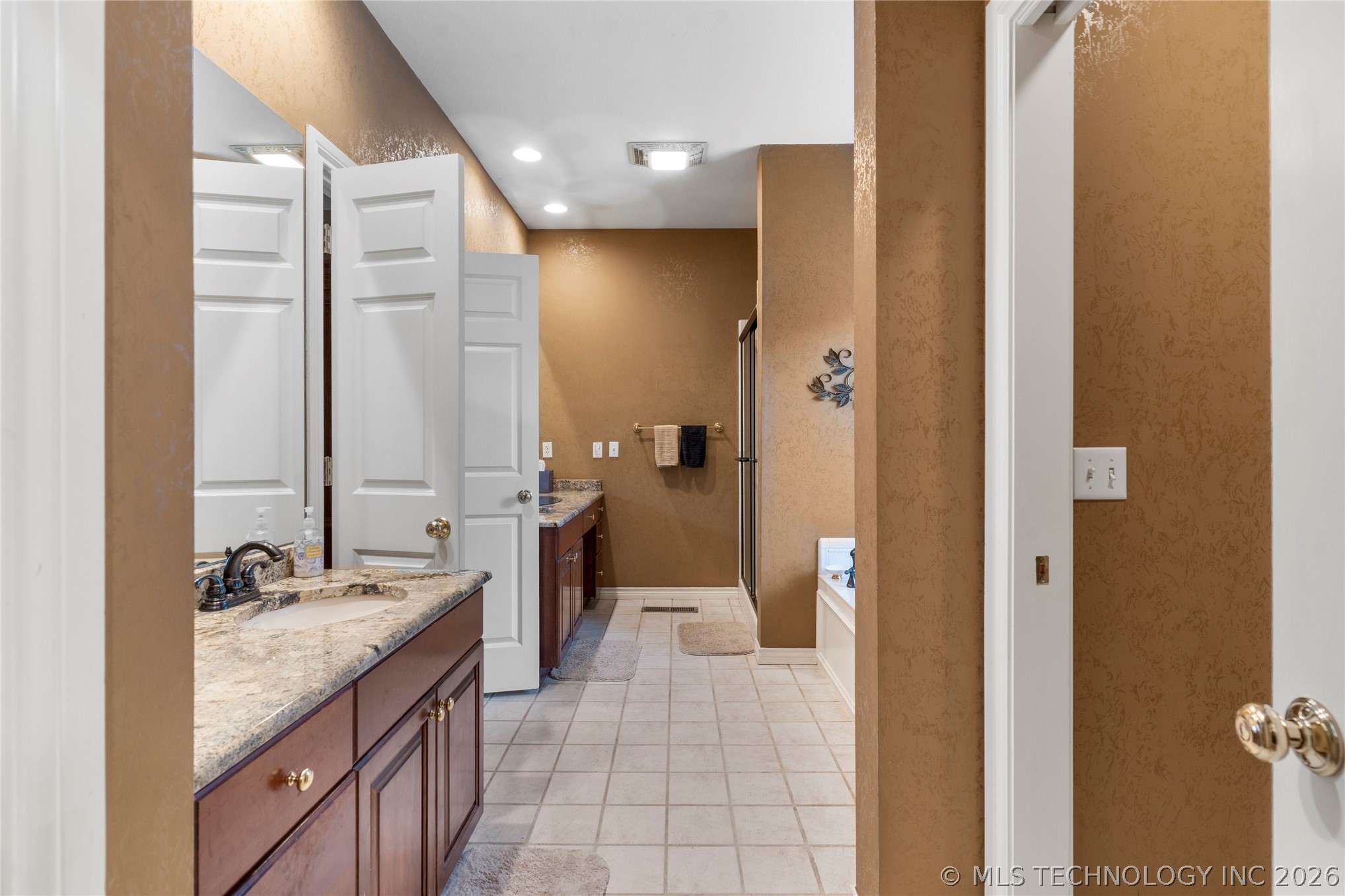 9034 S Maplewood Avenue Tulsa OK 74137