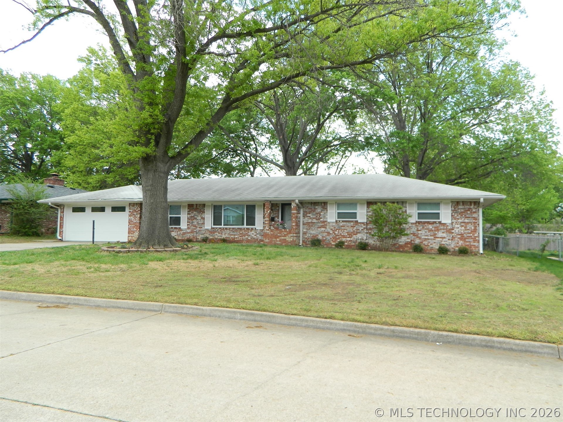 1416 Lariat Drive Bartlesville OK 74006