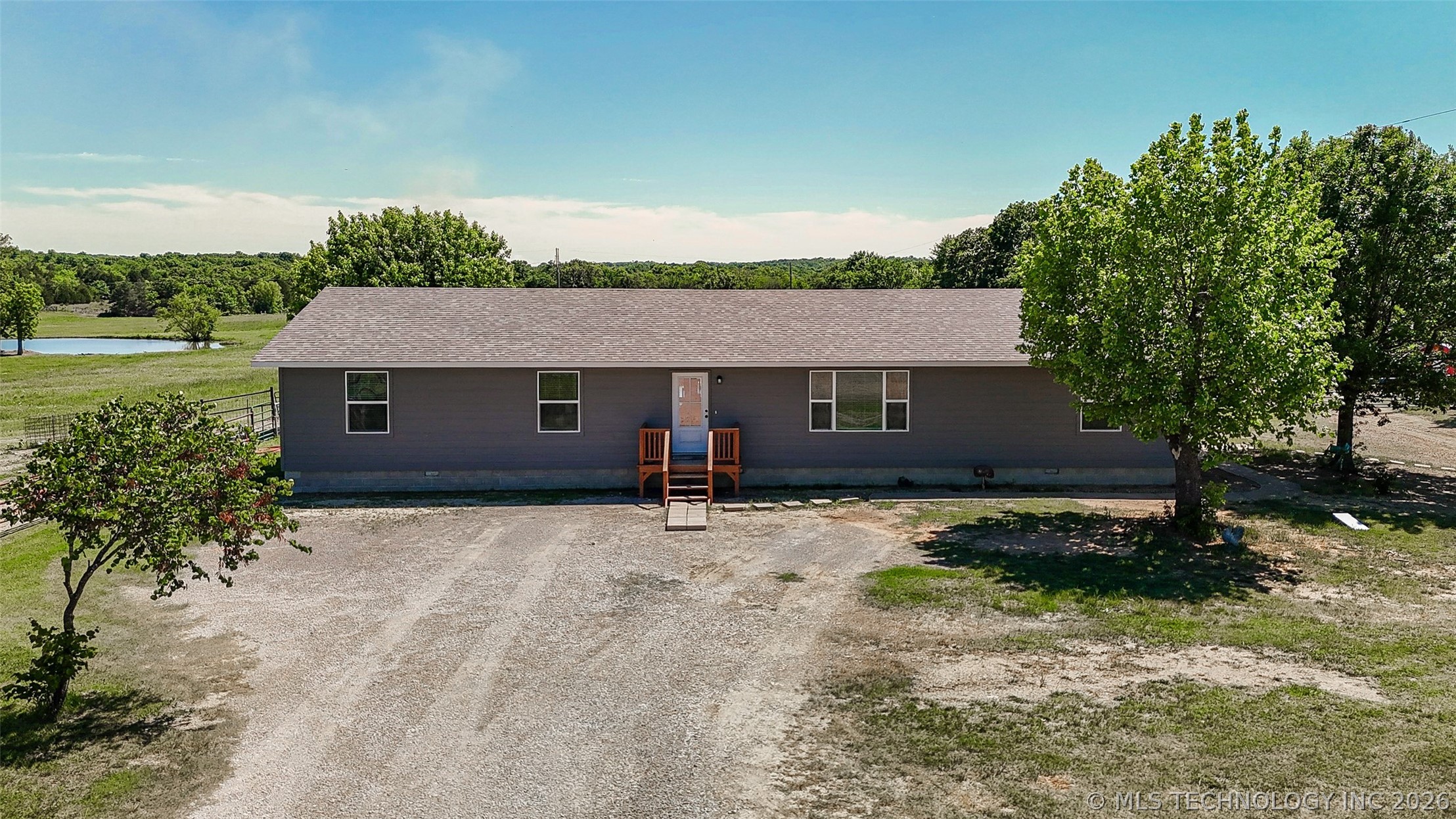 6951 E 134 Road Holdenville OK 74848