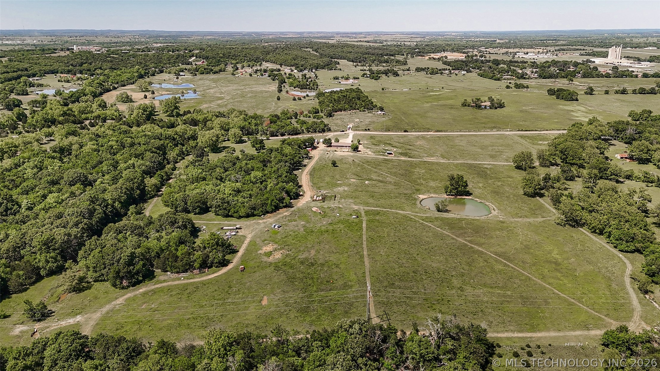 6951 E 134 Road Holdenville OK 74848