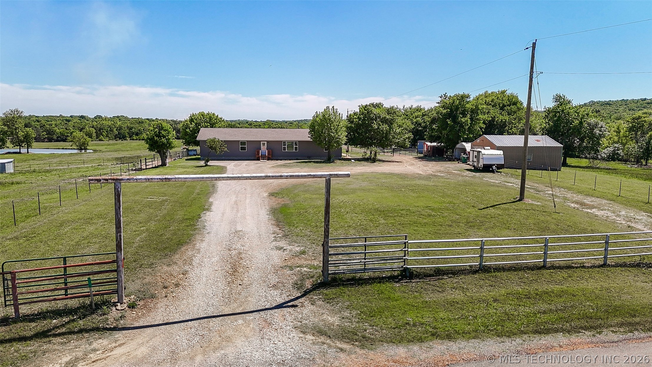 6951 E 134 Road Holdenville OK 74848