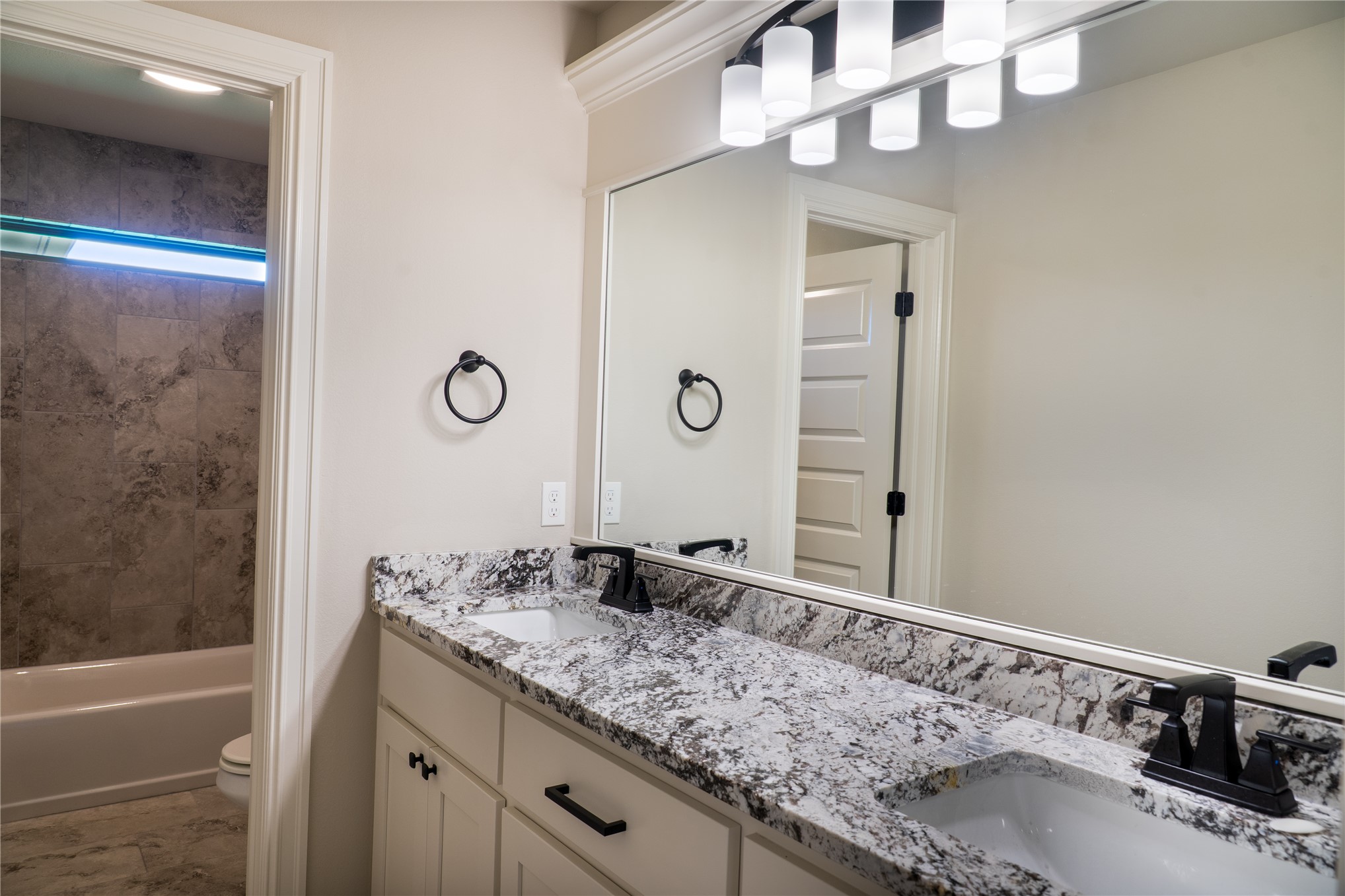 5214 E Norwood Street Claremore OK 74019