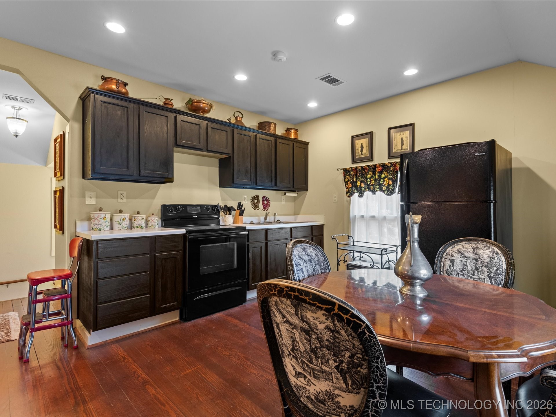 535 E 14th Street Bartlesville OK 74003