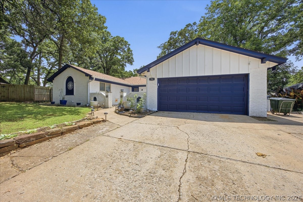 334 Spruce Court Sand Springs OK 74063