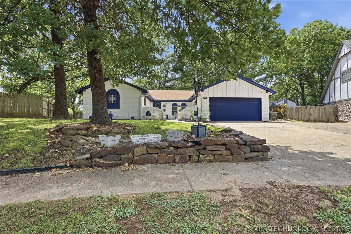 334 Spruce Court Sand Springs OK 74063
