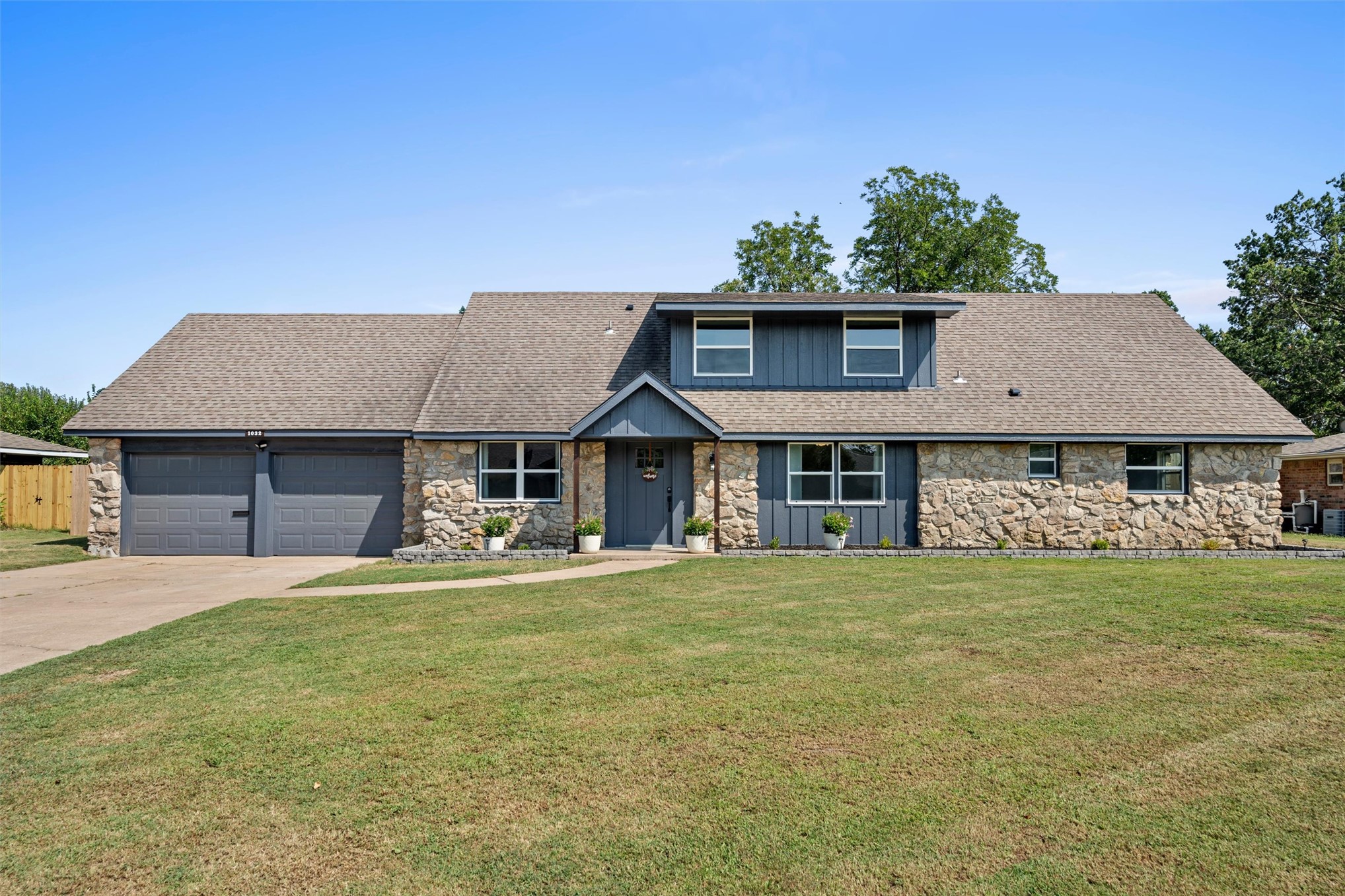 1032 Grandview Bartlesville OK 74006