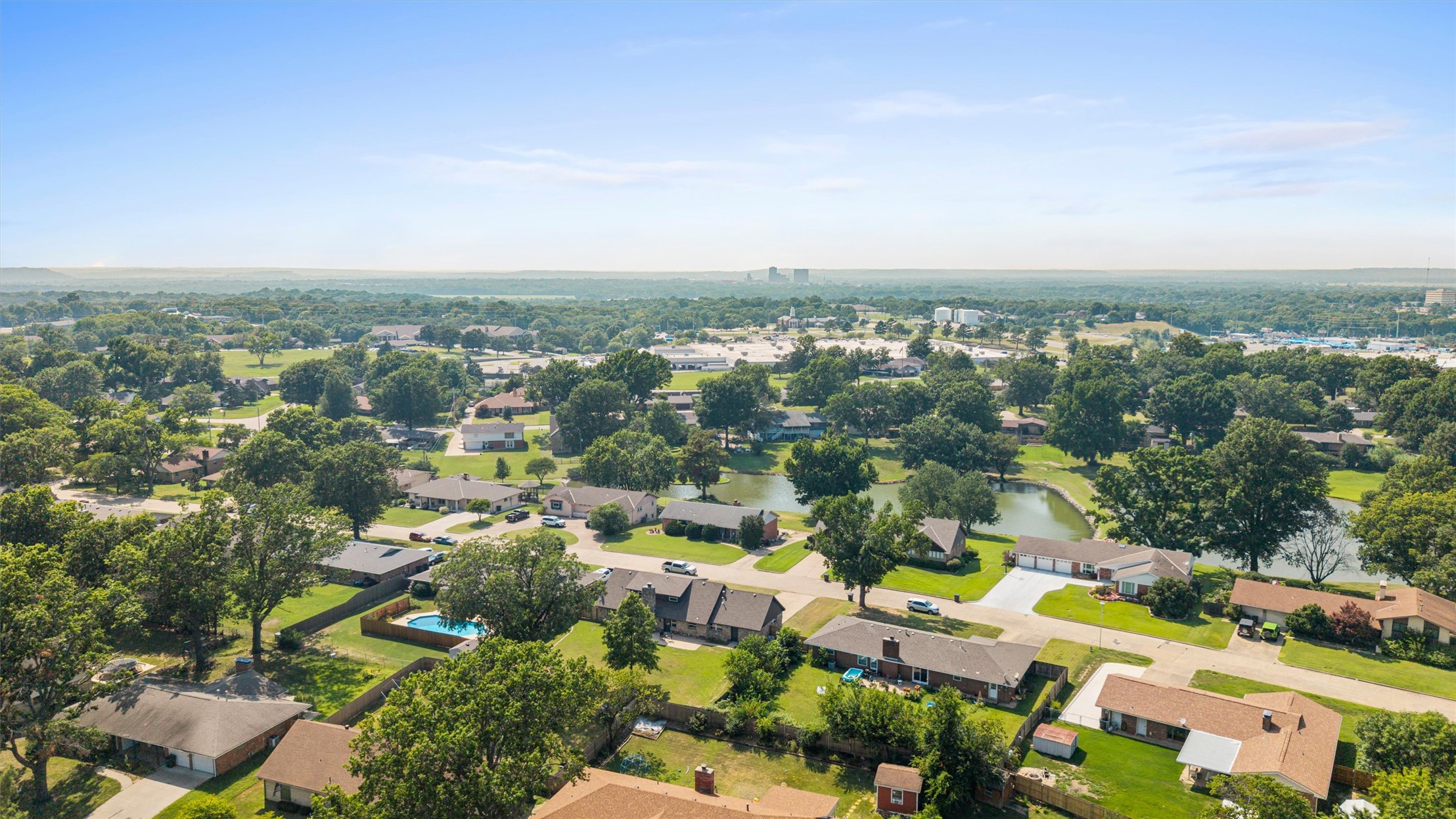 1032 Grandview Bartlesville OK 74006
