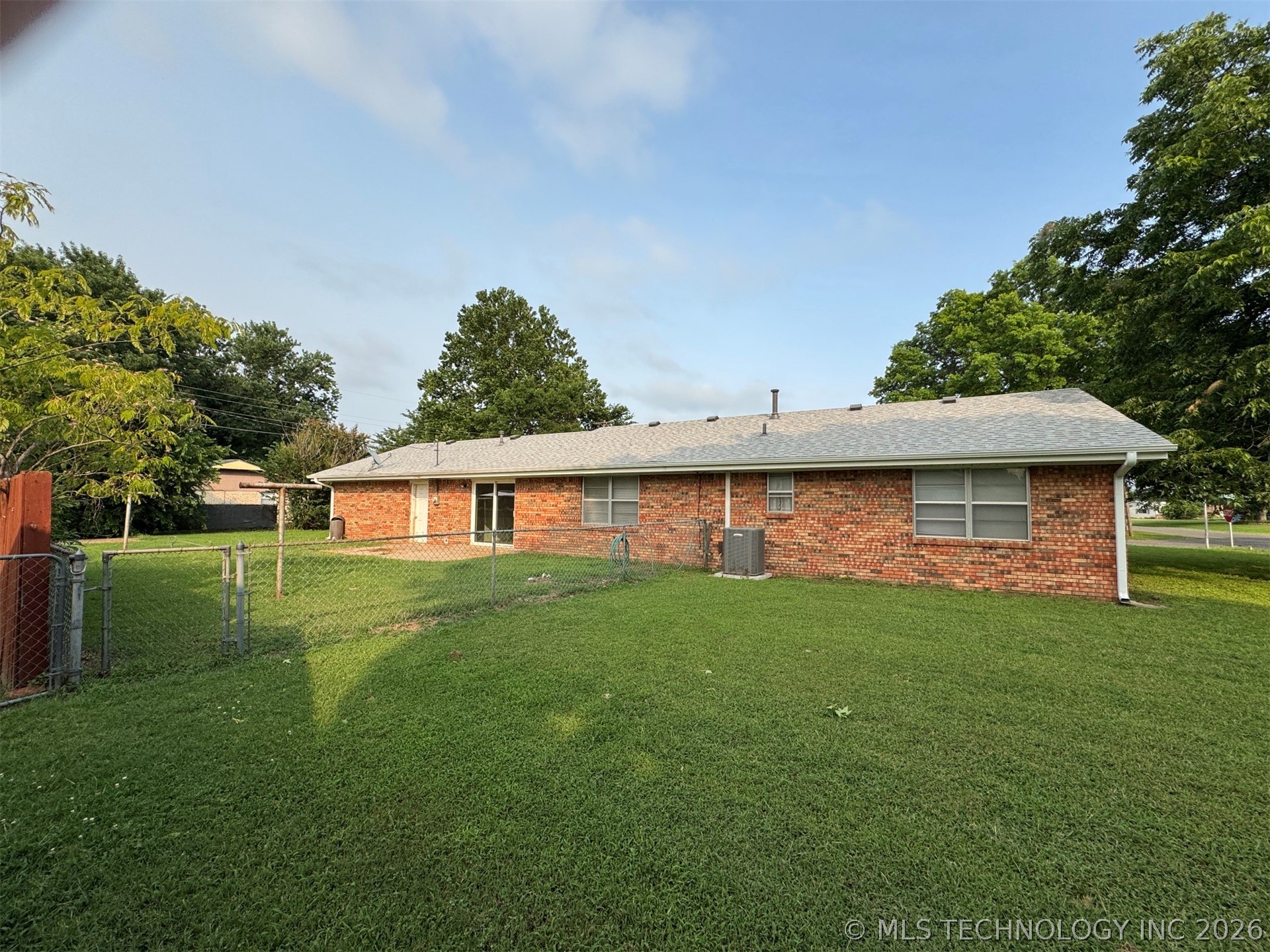 900 Sherry Drive Stratford OK 74872
