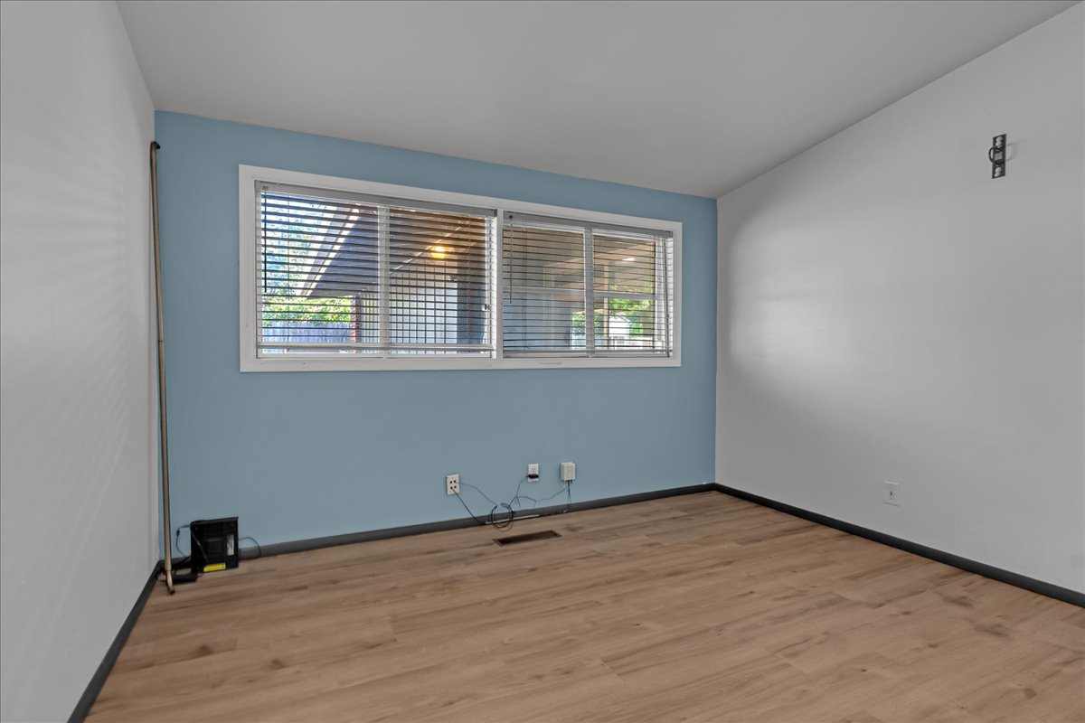 5803 E 25th Place Tulsa OK 74114