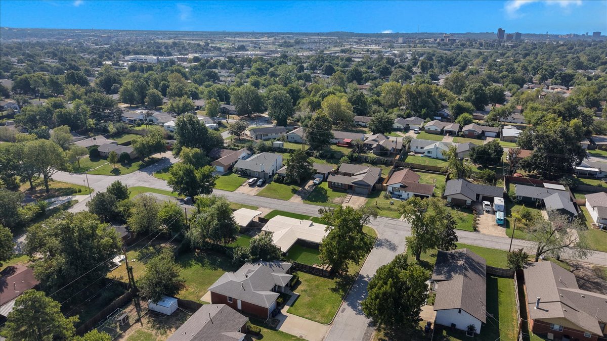5803 E 25th Place Tulsa OK 74114