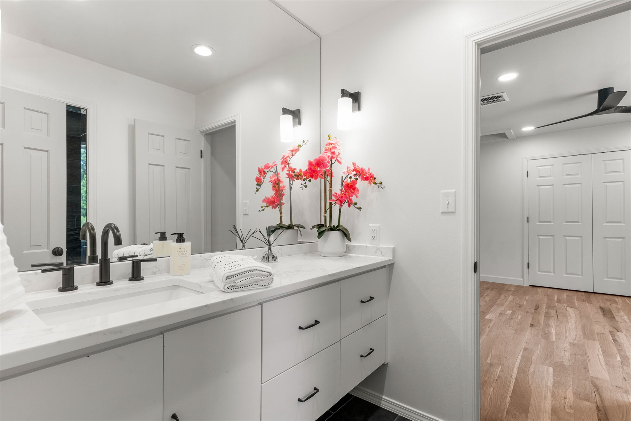 2819 E 37th Place Tulsa OK 74105