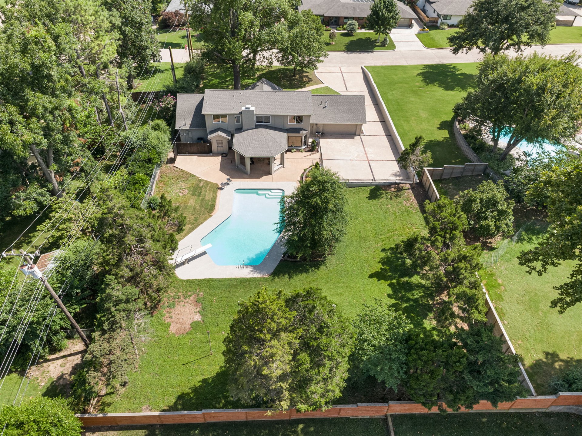 2819 E 37th Place Tulsa OK 74105