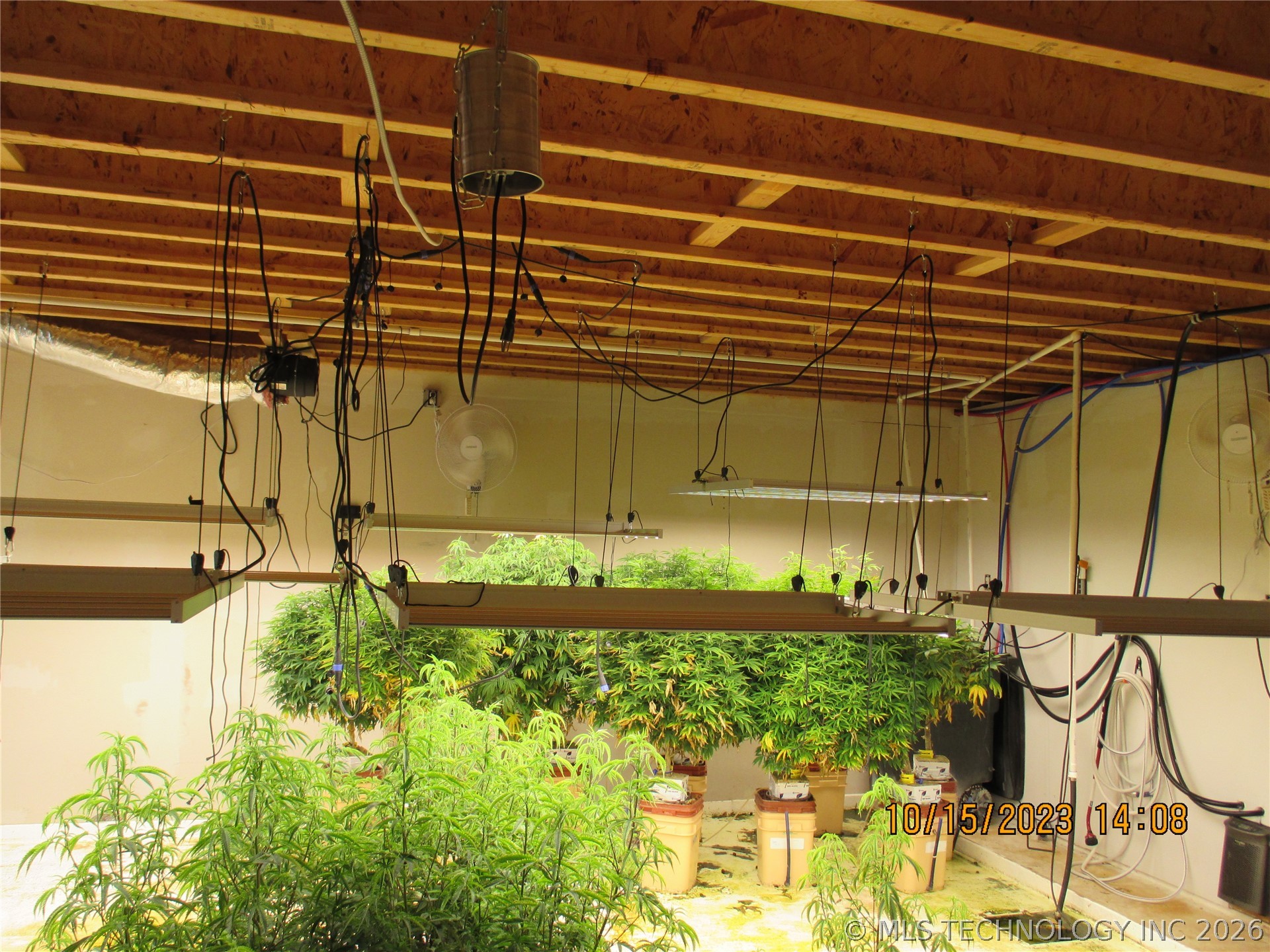 2905 E 2110 Hugo OK 74743