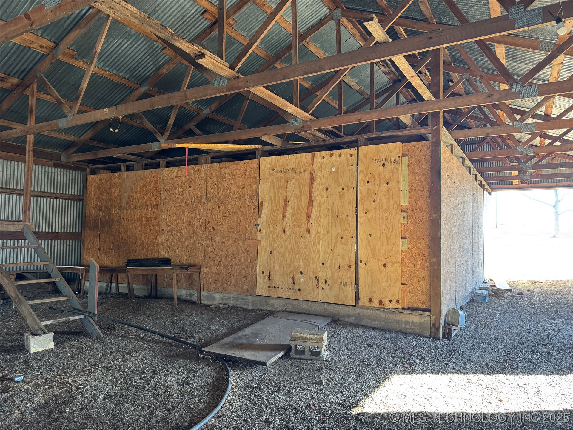 11185 State Highway 99 Highway Hominy OK 74035