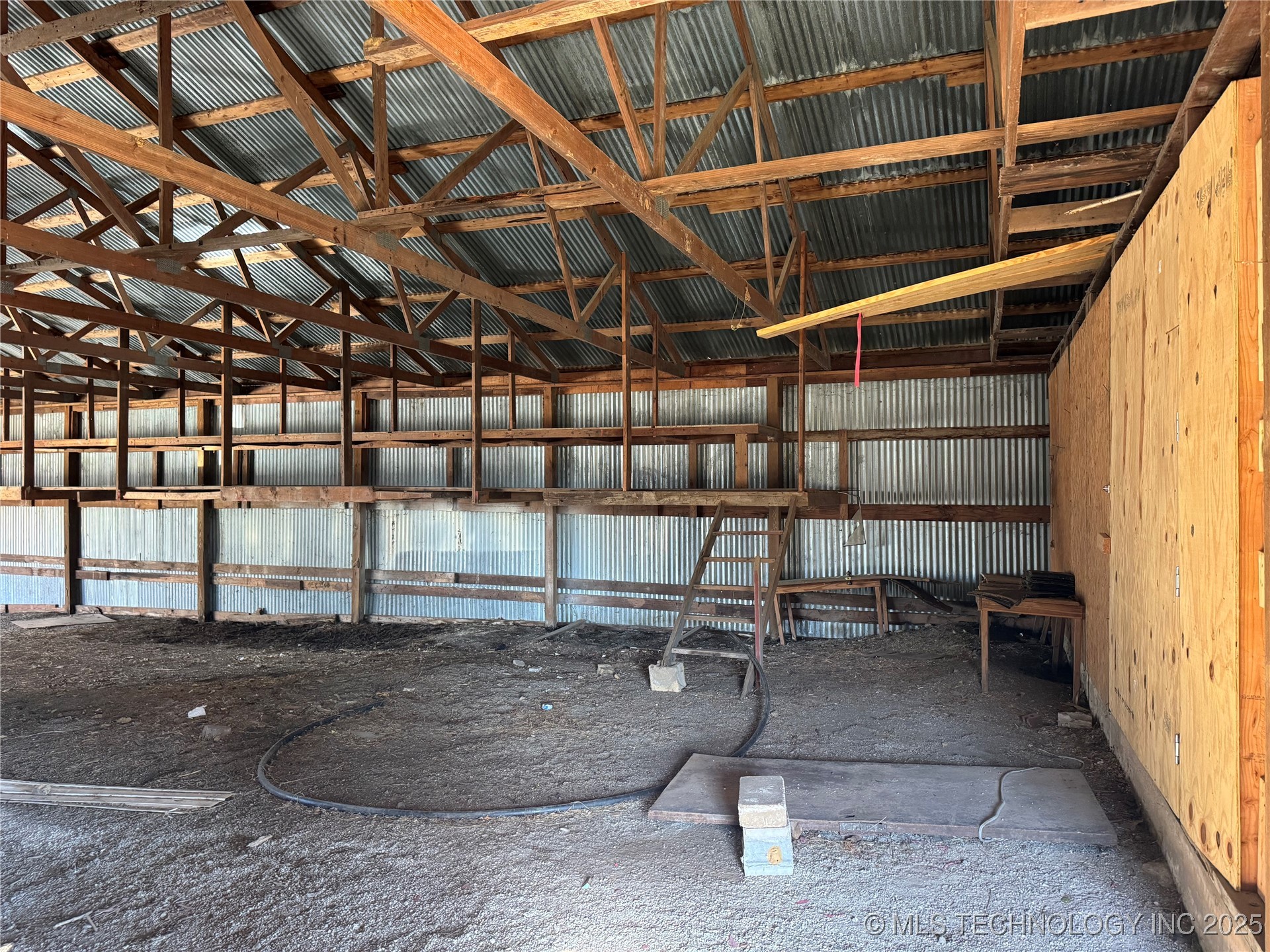 11185 State Highway 99 Highway Hominy OK 74035
