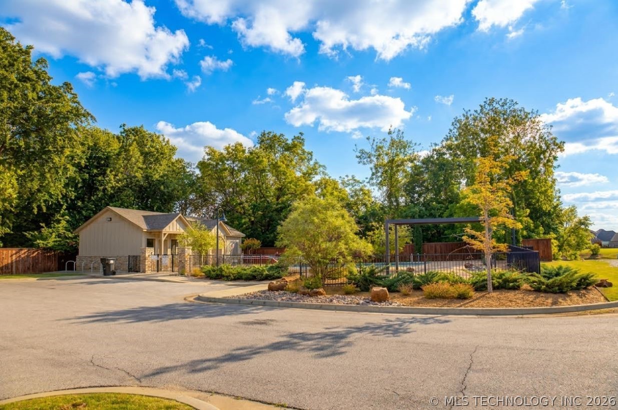 12238 S 102nd Eastavenue Bixby OK 74008