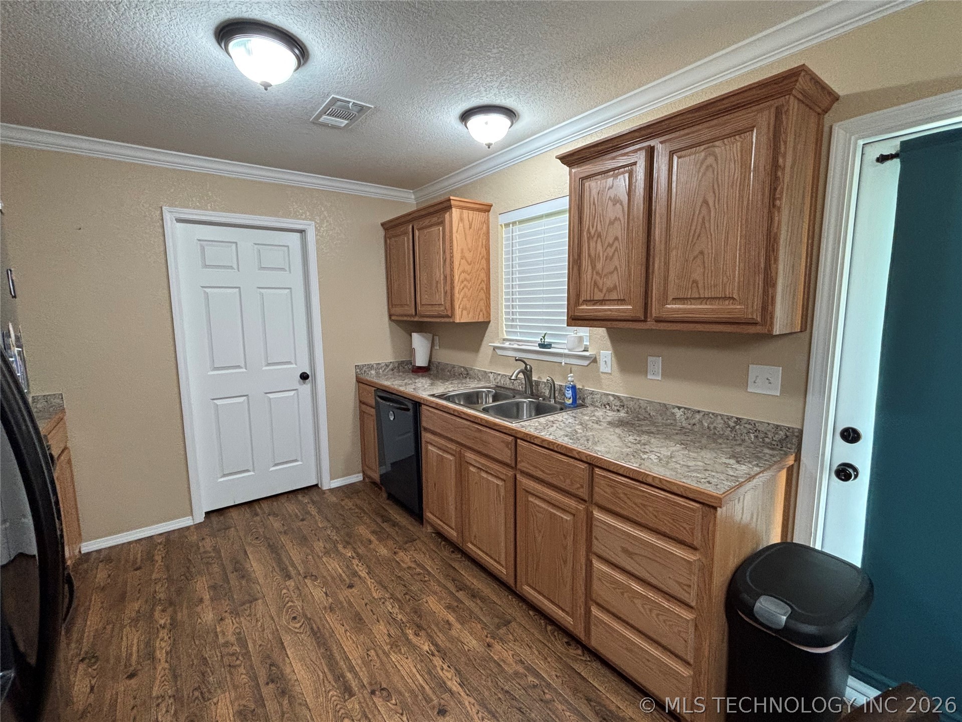 220 S Arkansas Caddo OK 74729