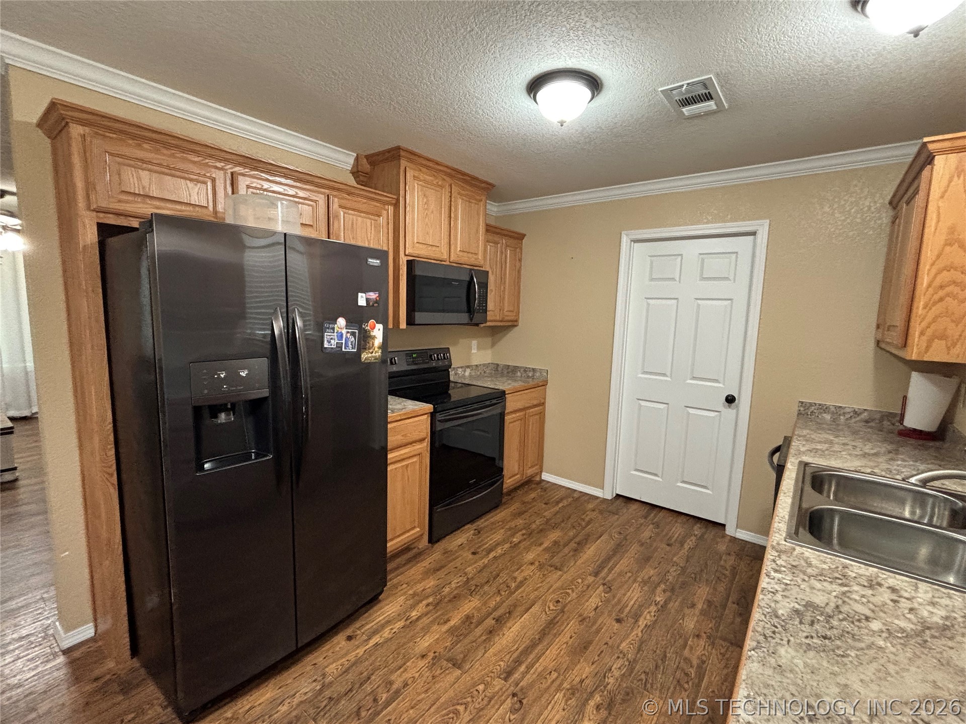 220 S Arkansas Caddo OK 74729