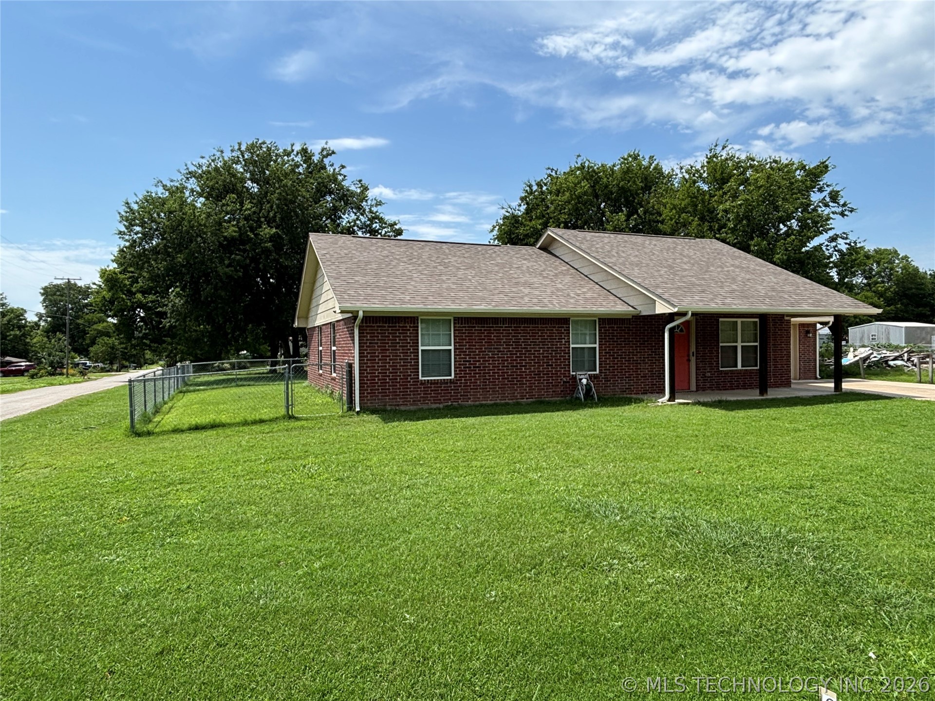 220 S Arkansas Caddo OK 74729