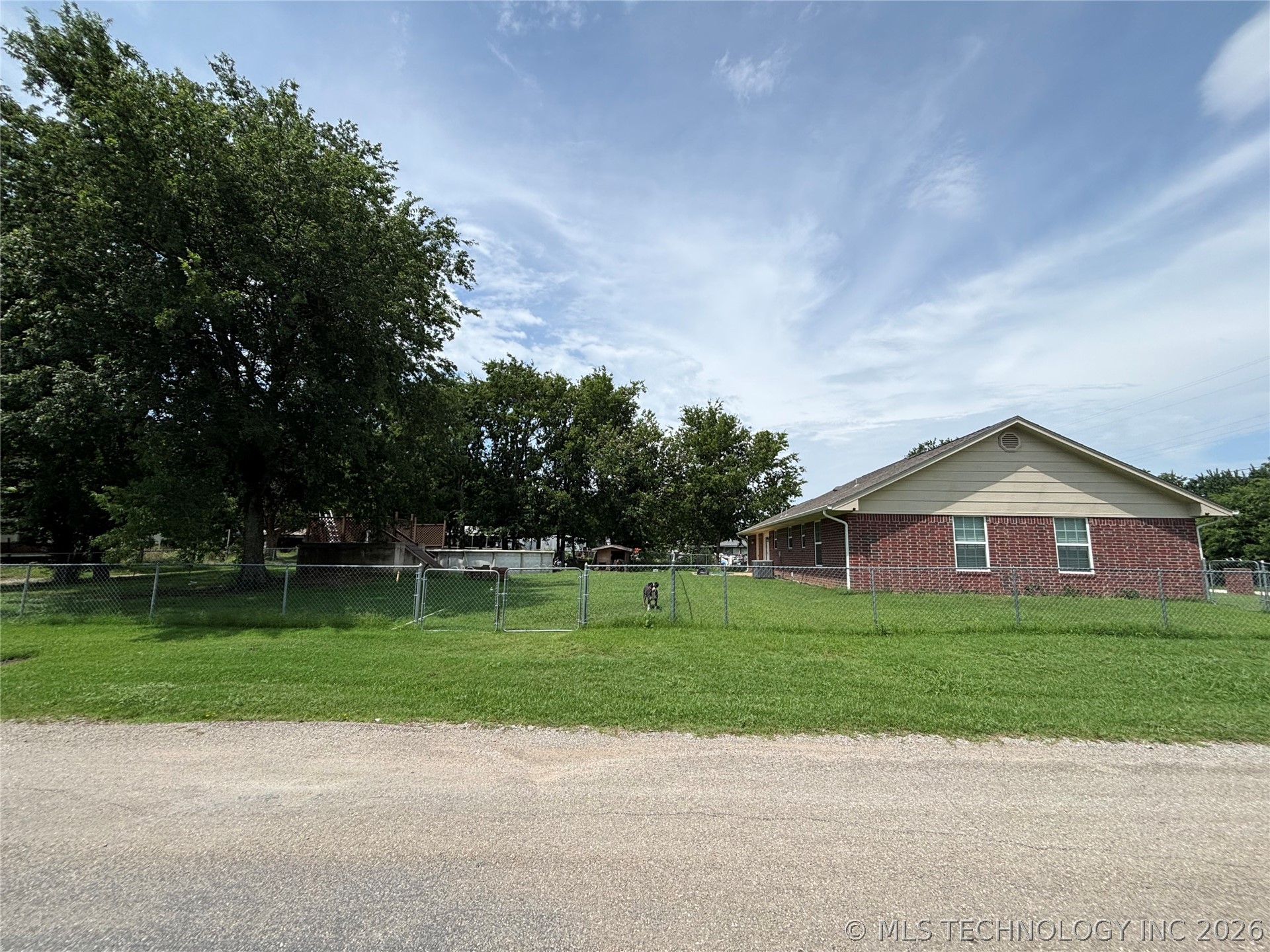 220 S Arkansas Caddo OK 74729