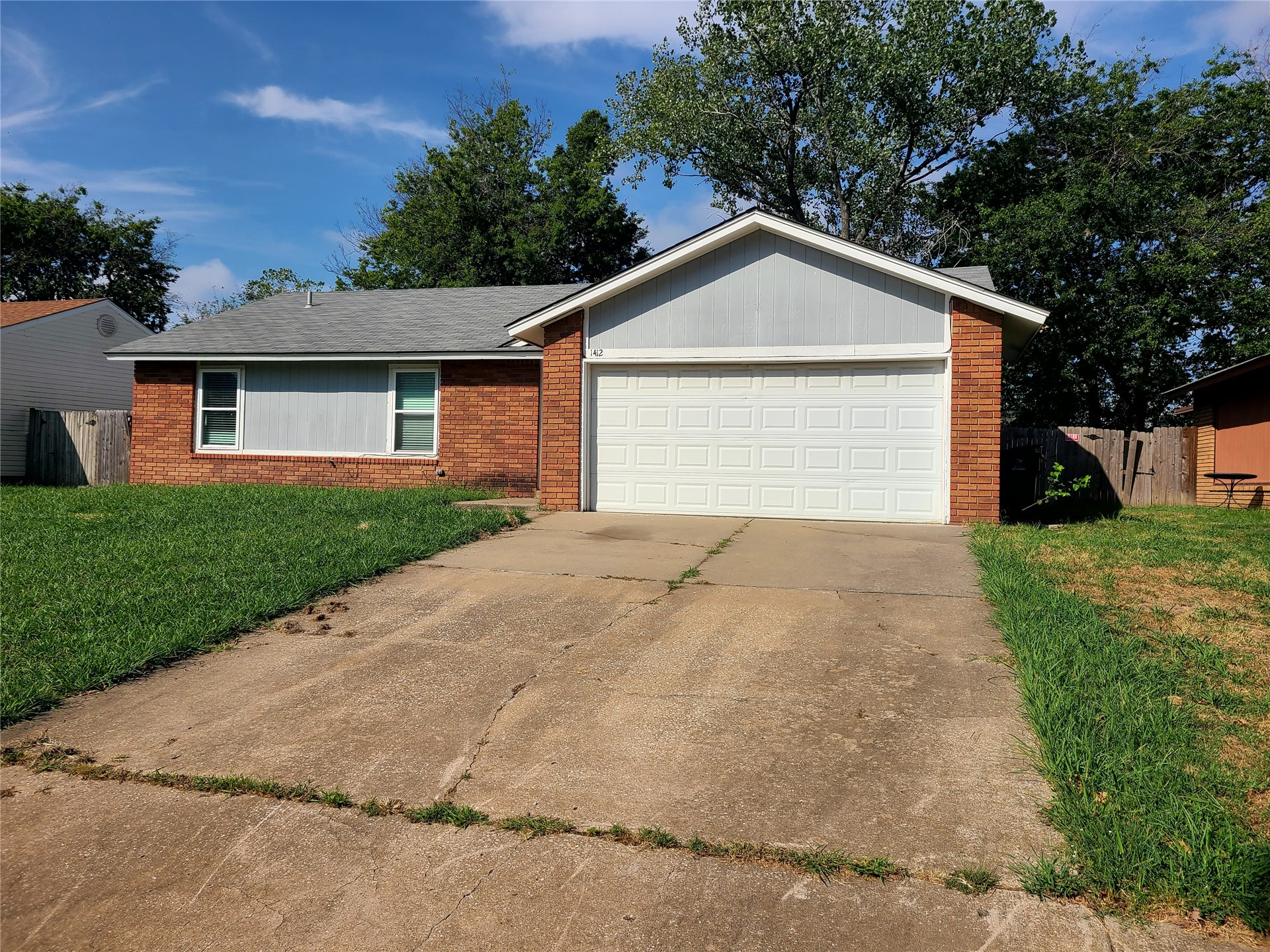 1412 N Poplar Avenue Broken Arrow OK 74012
