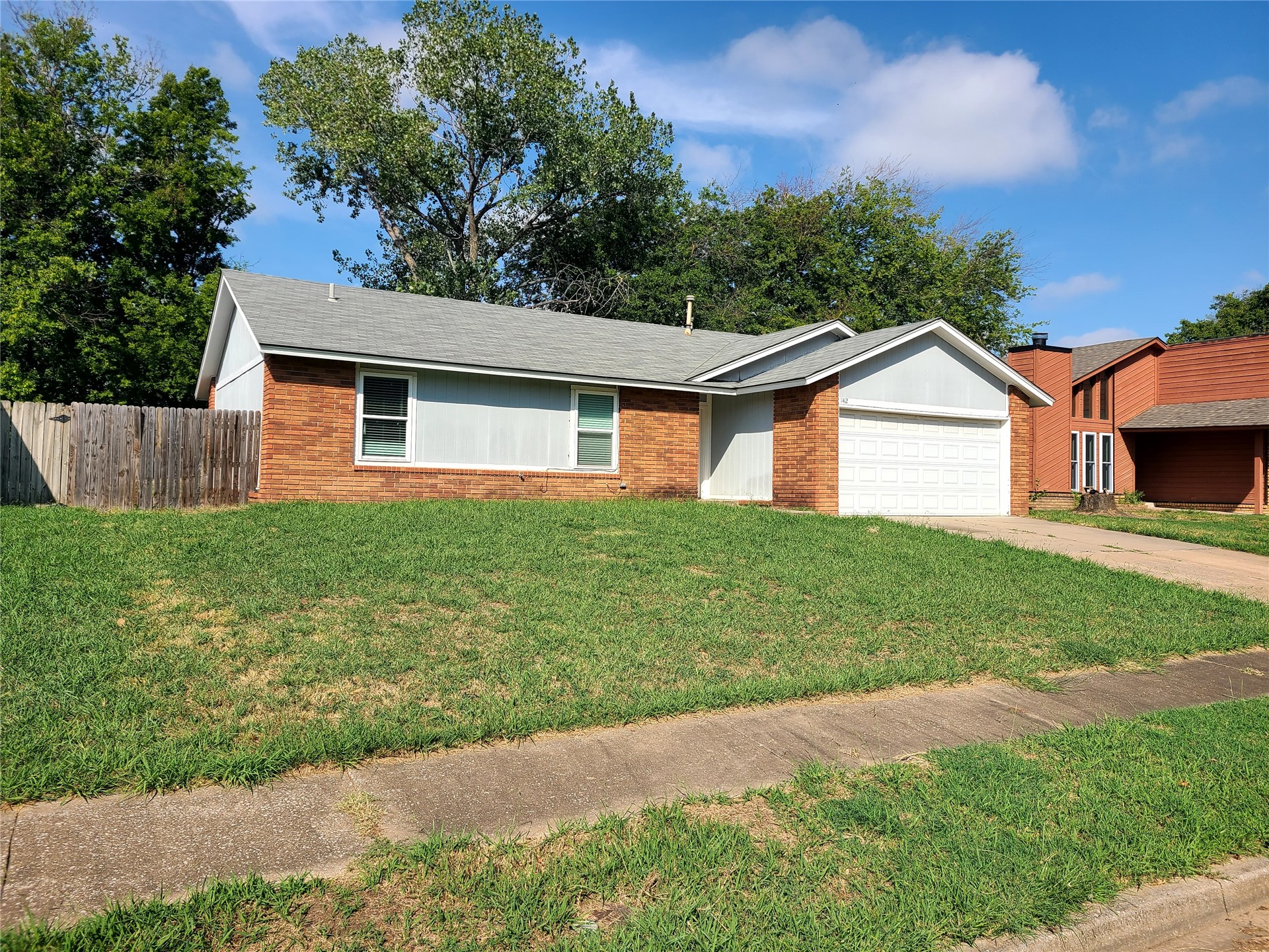 1412 N Poplar Avenue Broken Arrow OK 74012