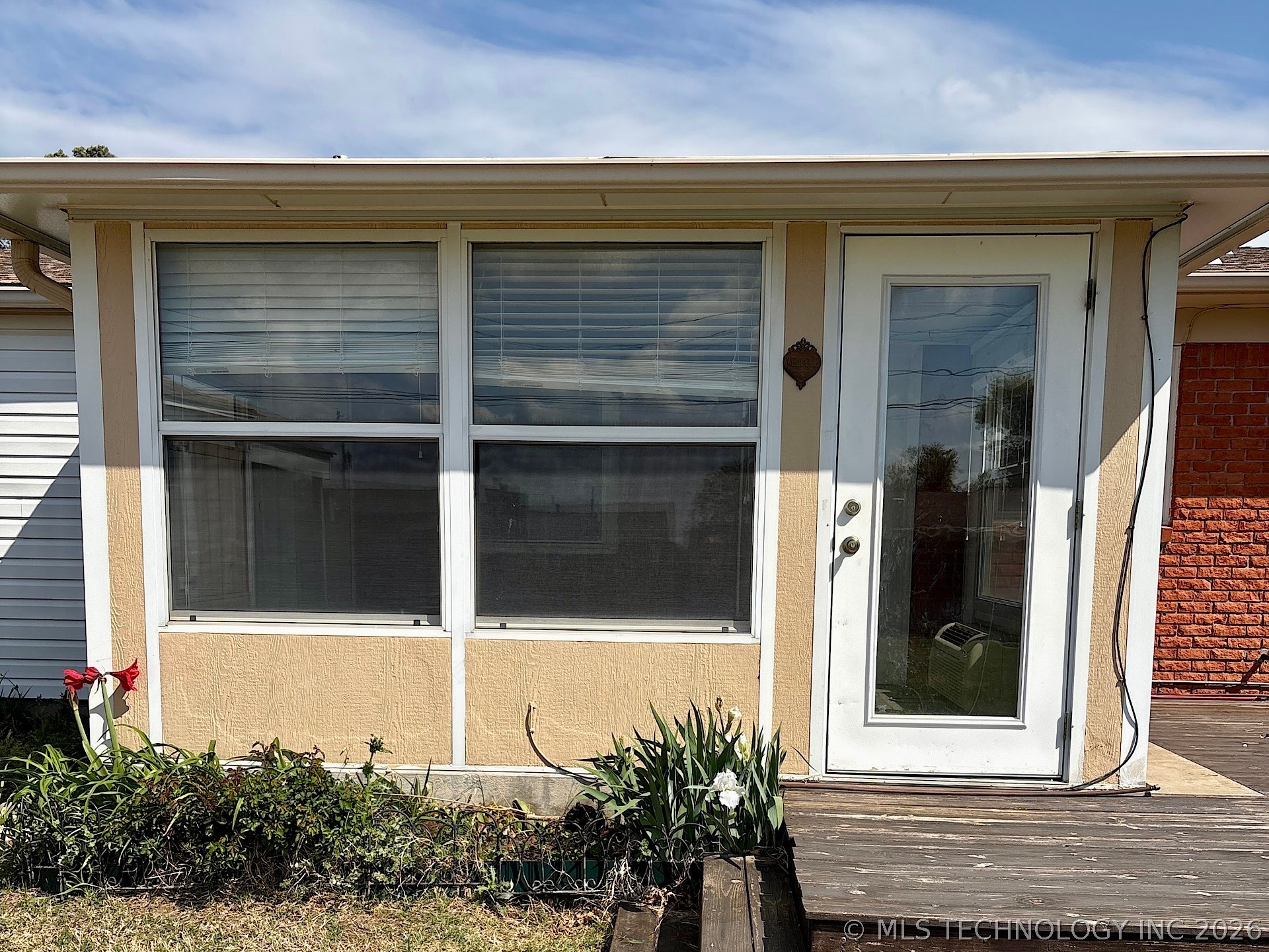 1013 E 10th Street Cushing OK 74023