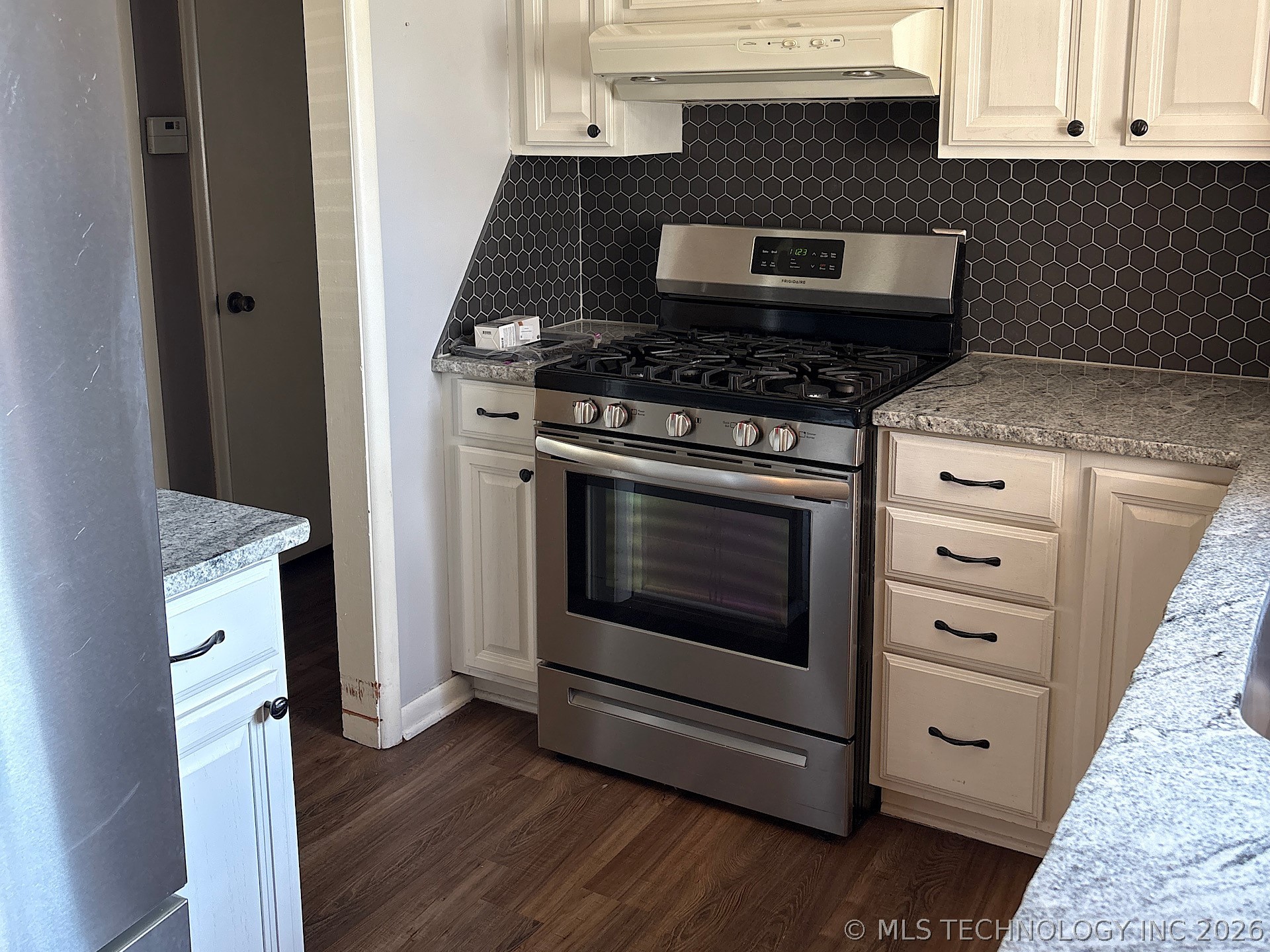 1013 E 10th Street Cushing OK 74023