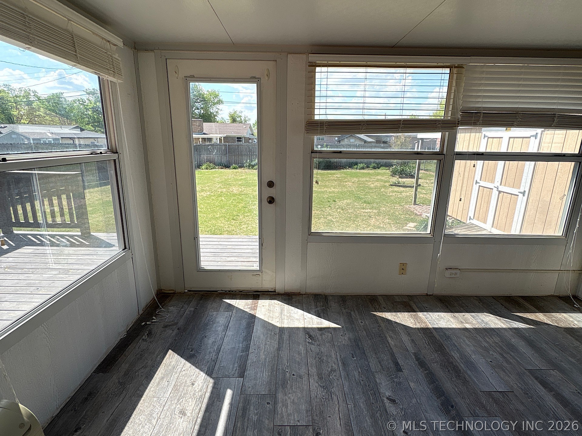 1013 E 10th Street Cushing OK 74023