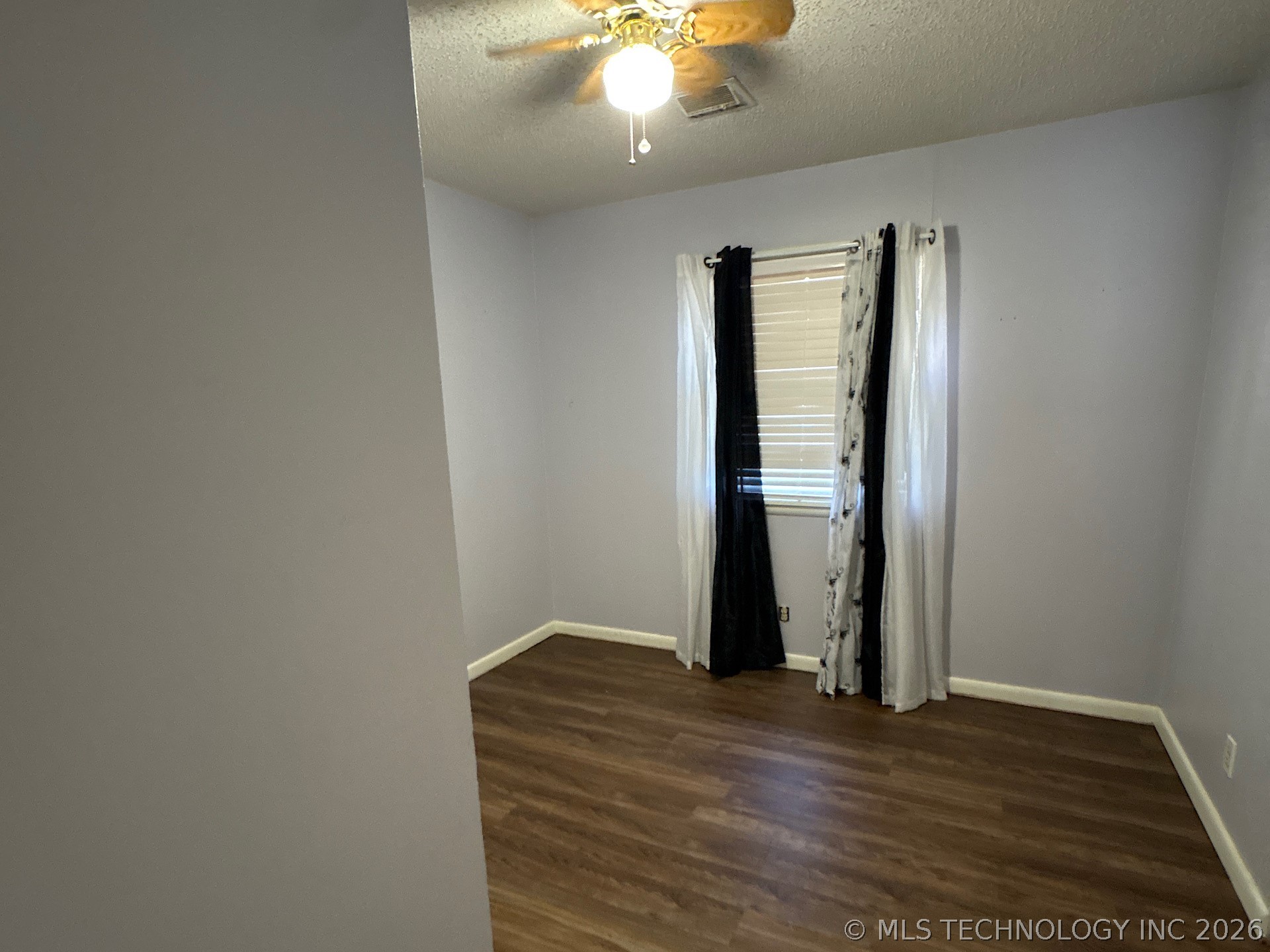 1013 E 10th Street Cushing OK 74023