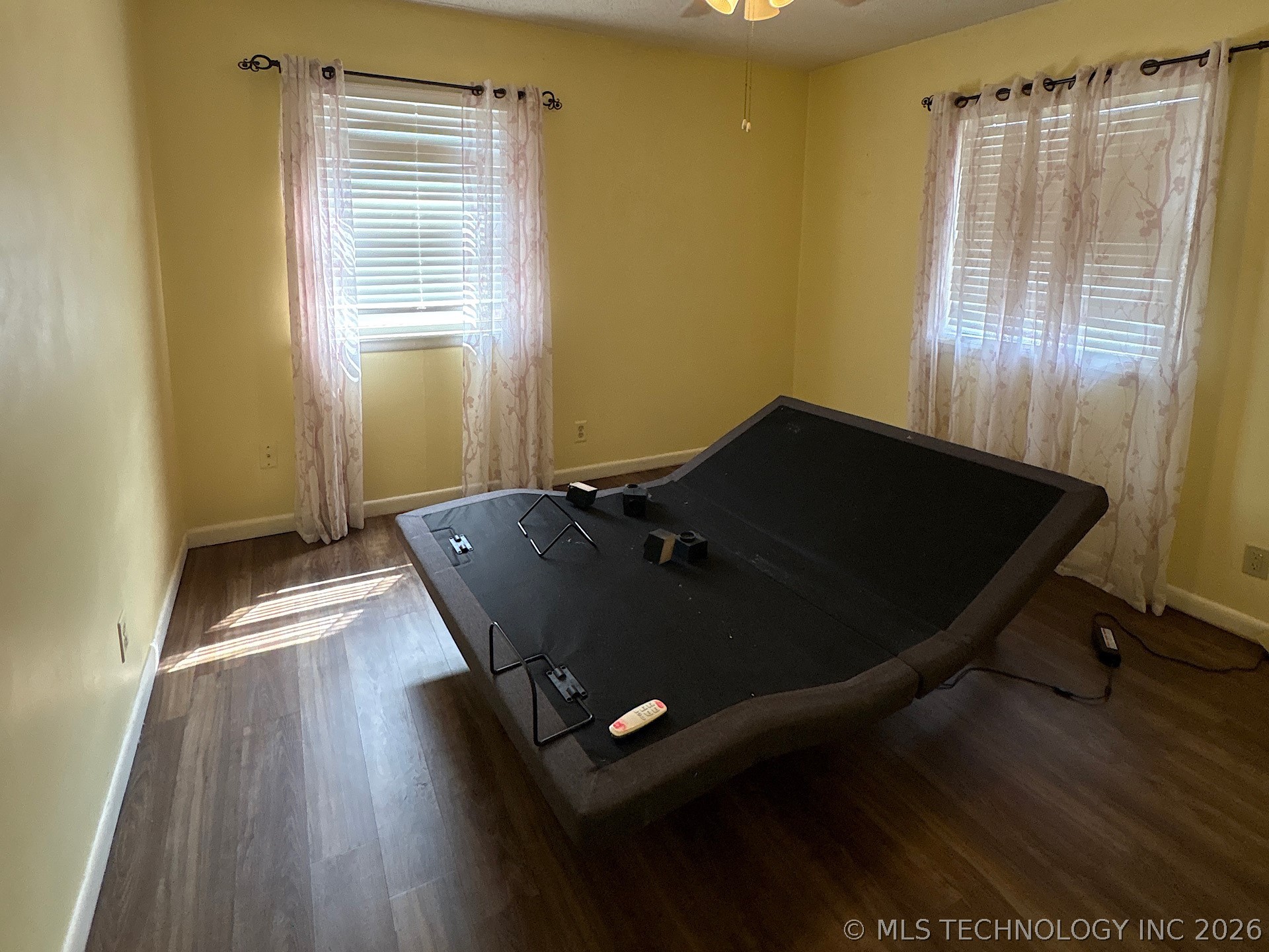 1013 E 10th Street Cushing OK 74023