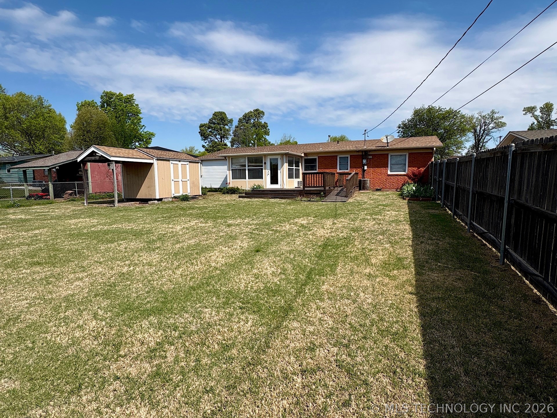 1013 E 10th Street Cushing OK 74023