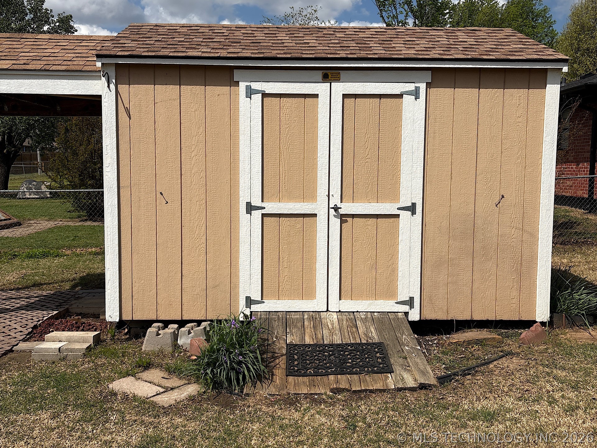 1013 E 10th Street Cushing OK 74023