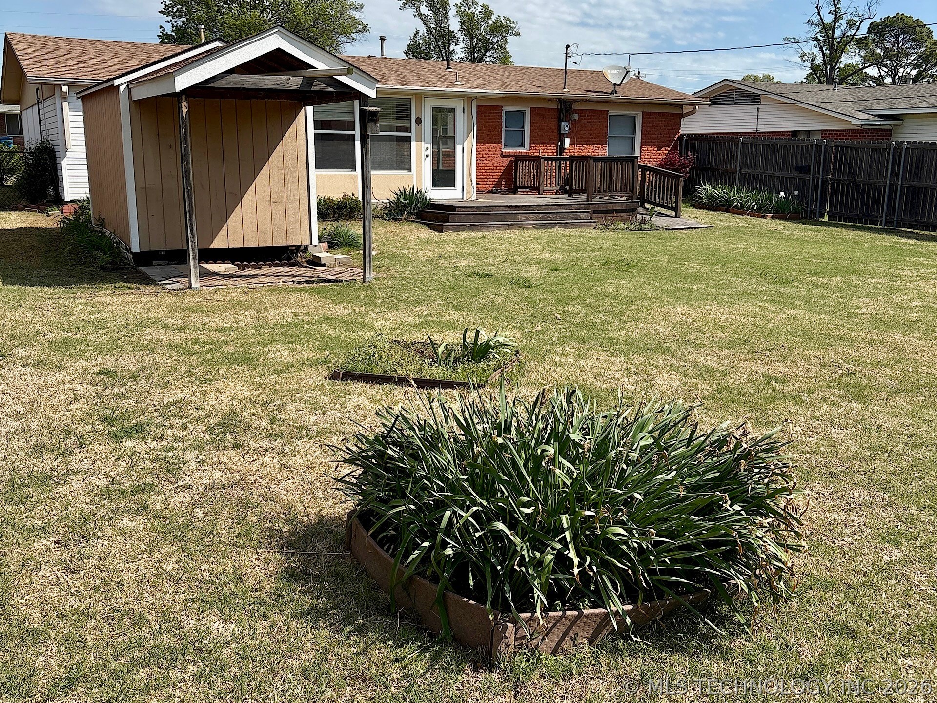 1013 E 10th Street Cushing OK 74023