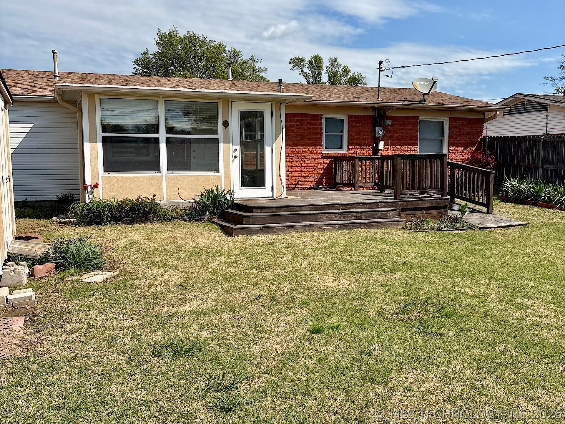 1013 E 10th Street Cushing OK 74023