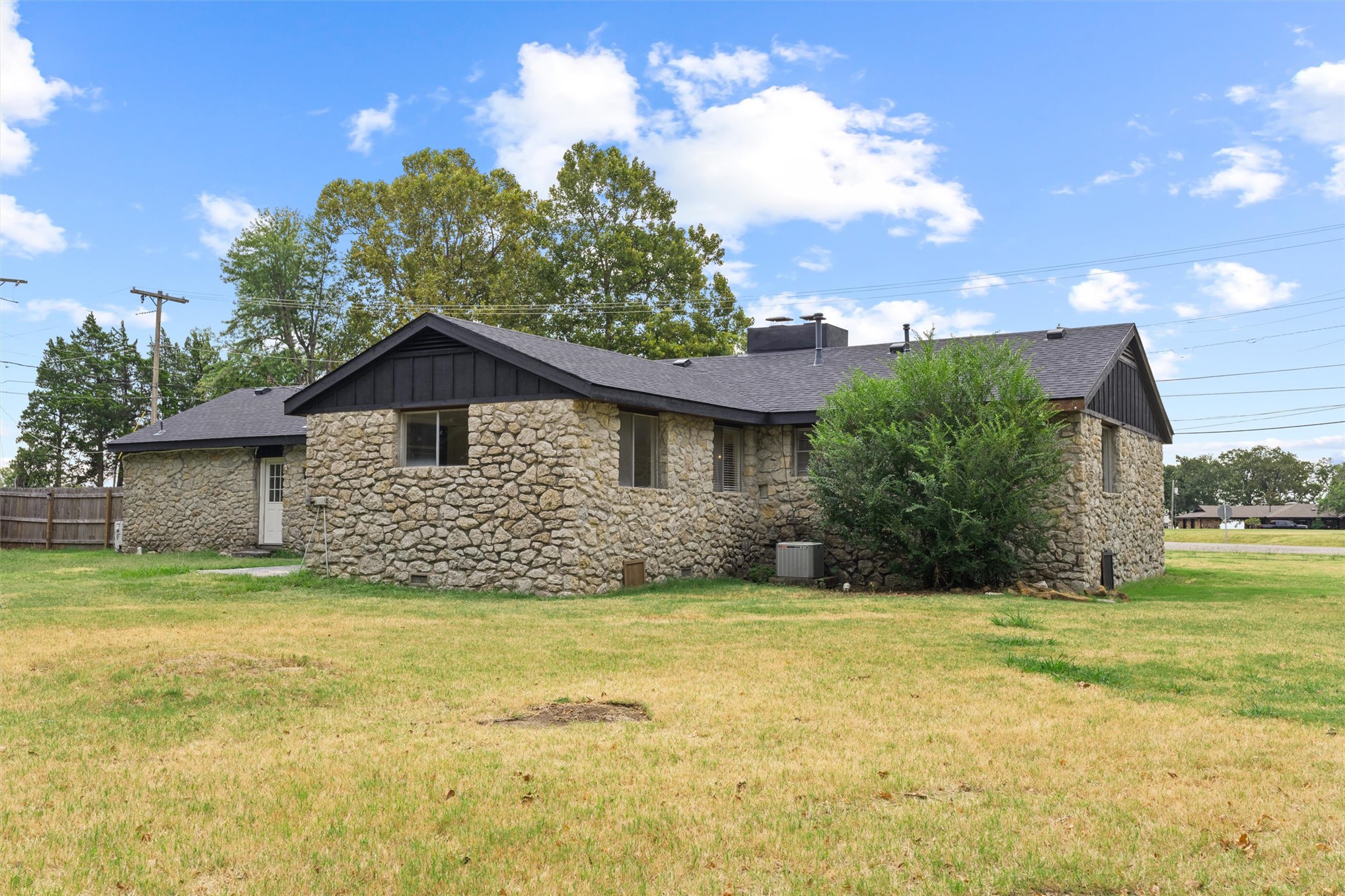2401 Grandview Avenue Pawhuska OK 74056