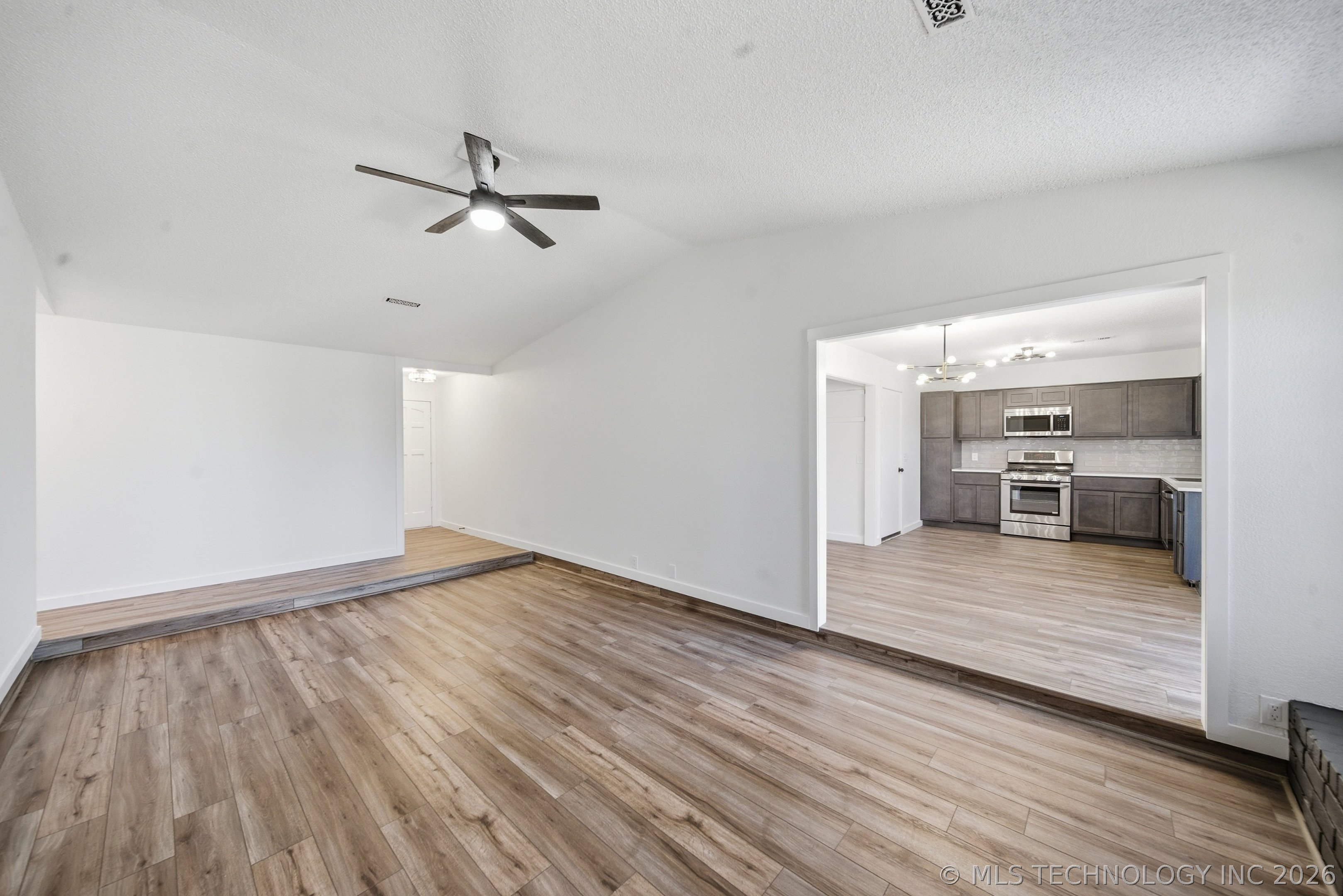 603 E 135th Place Glenpool OK 74033