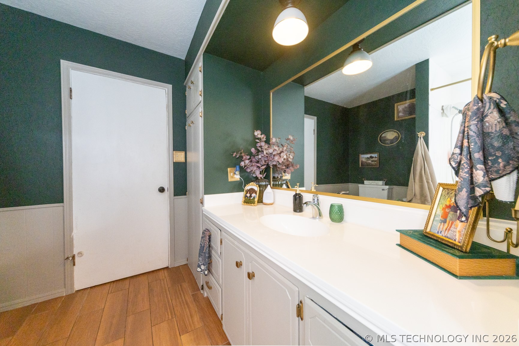222 N Oak Grove Road Cushing OK 74023