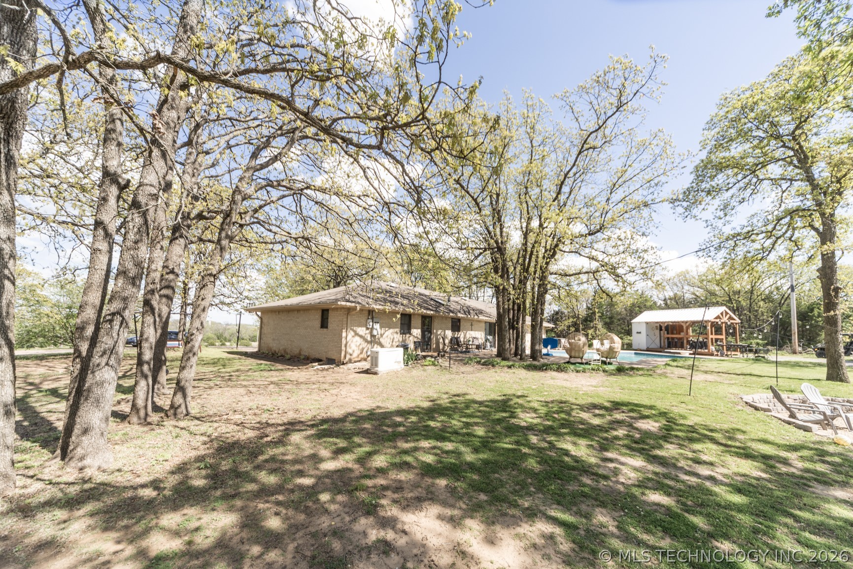 222 N Oak Grove Road Cushing OK 74023