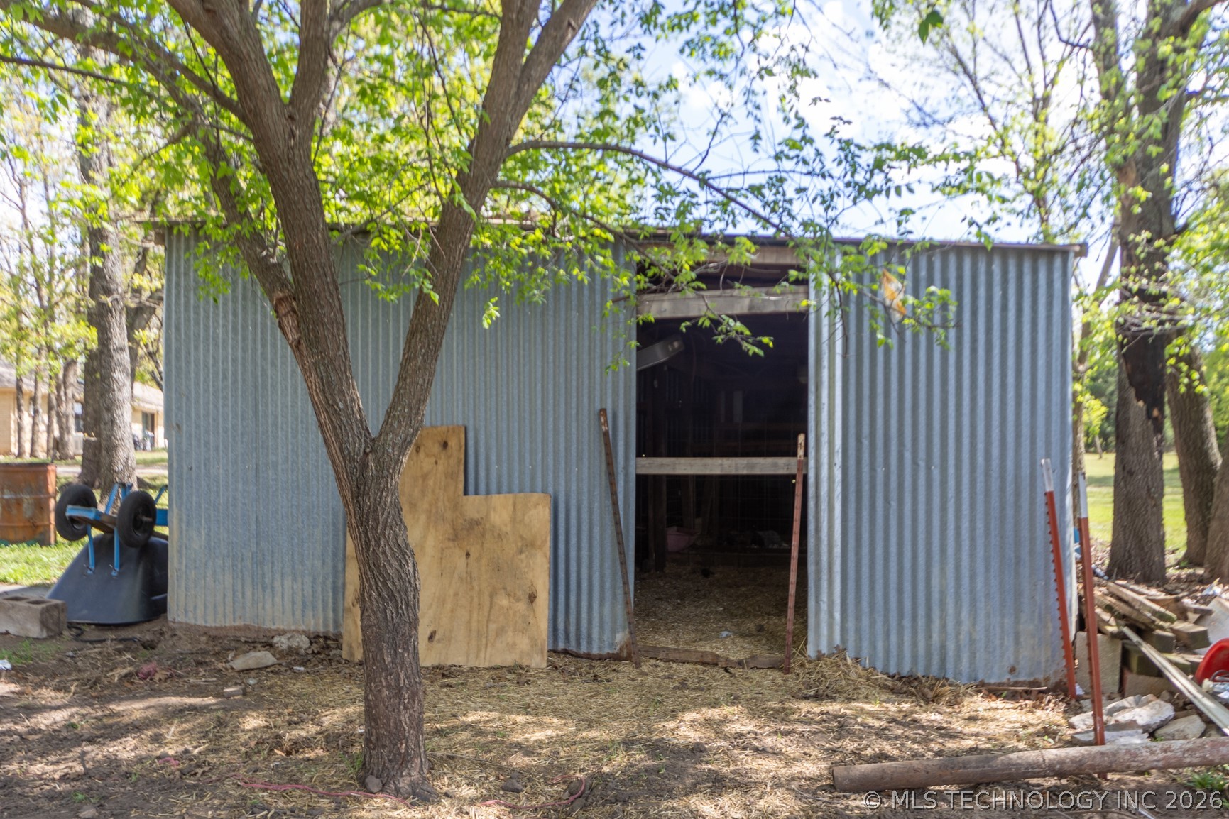 222 N Oak Grove Road Cushing OK 74023