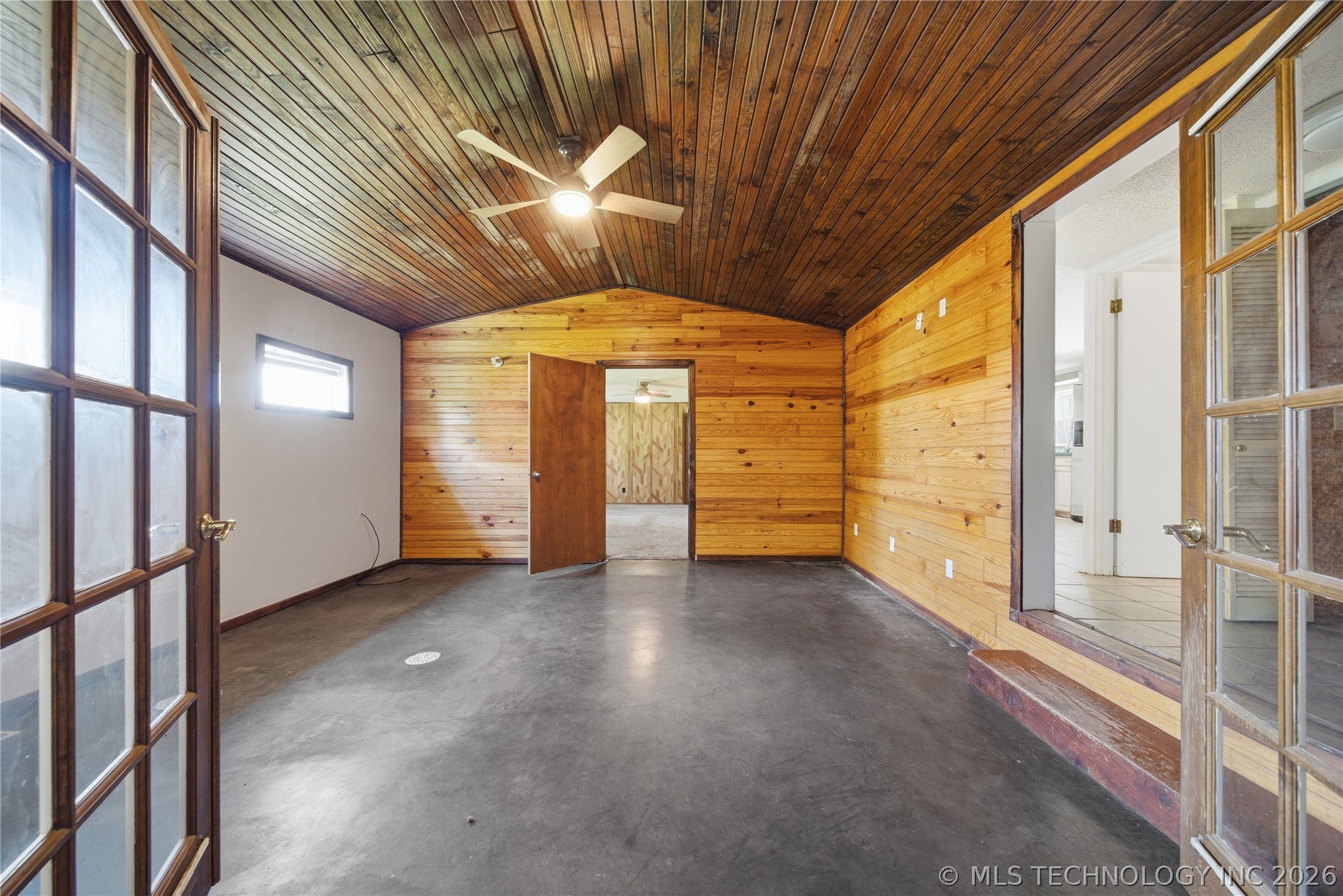 311 W Cherokee Street Delaware OK 74027