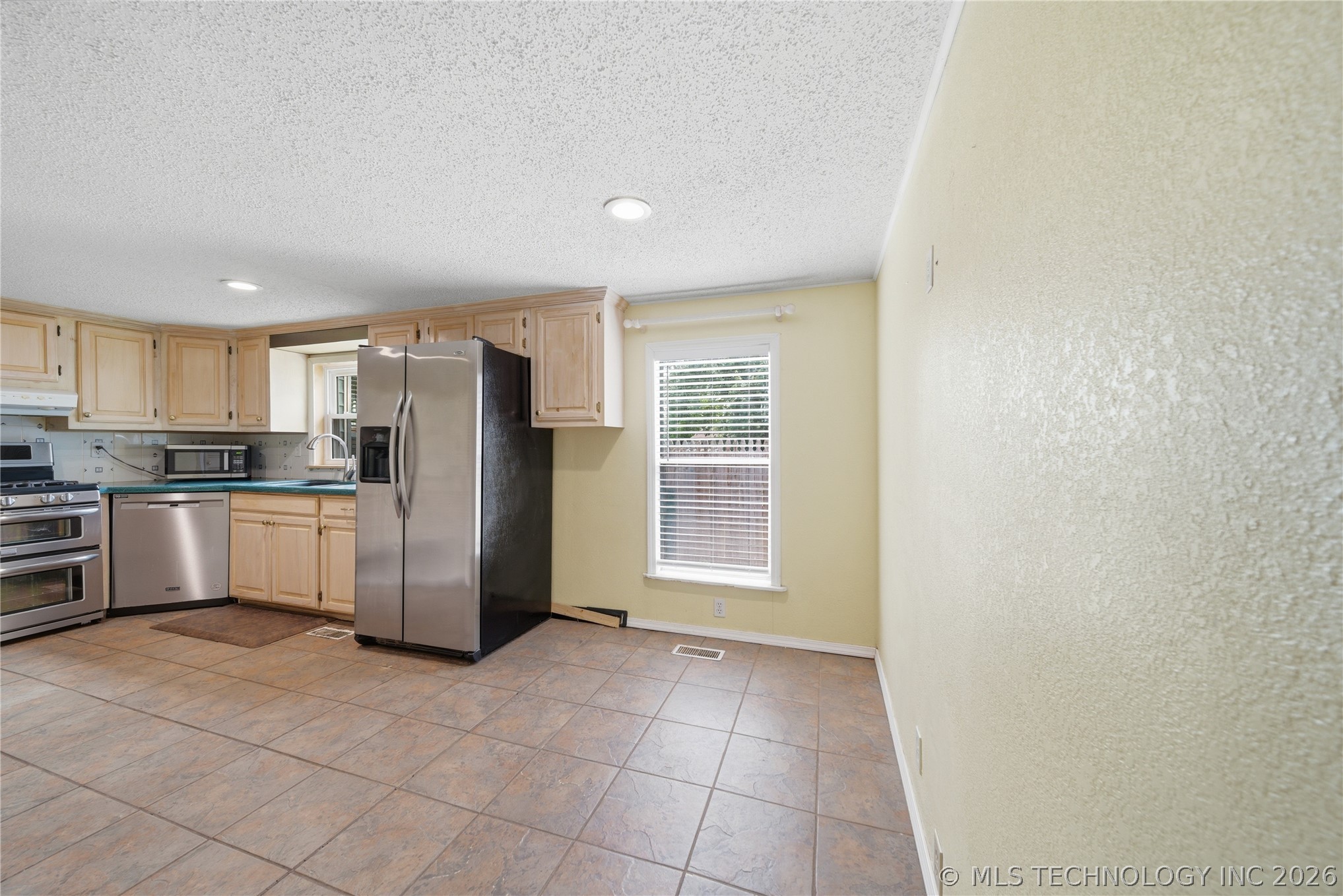 311 W Cherokee Street Delaware OK 74027