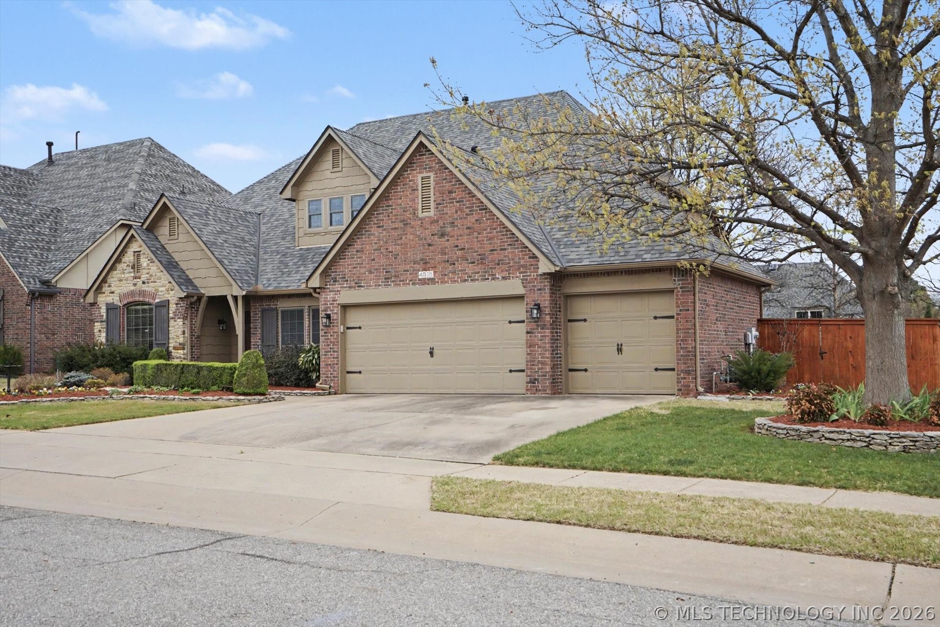 4035 W Twin Oaks Place Broken Arrow OK 74011