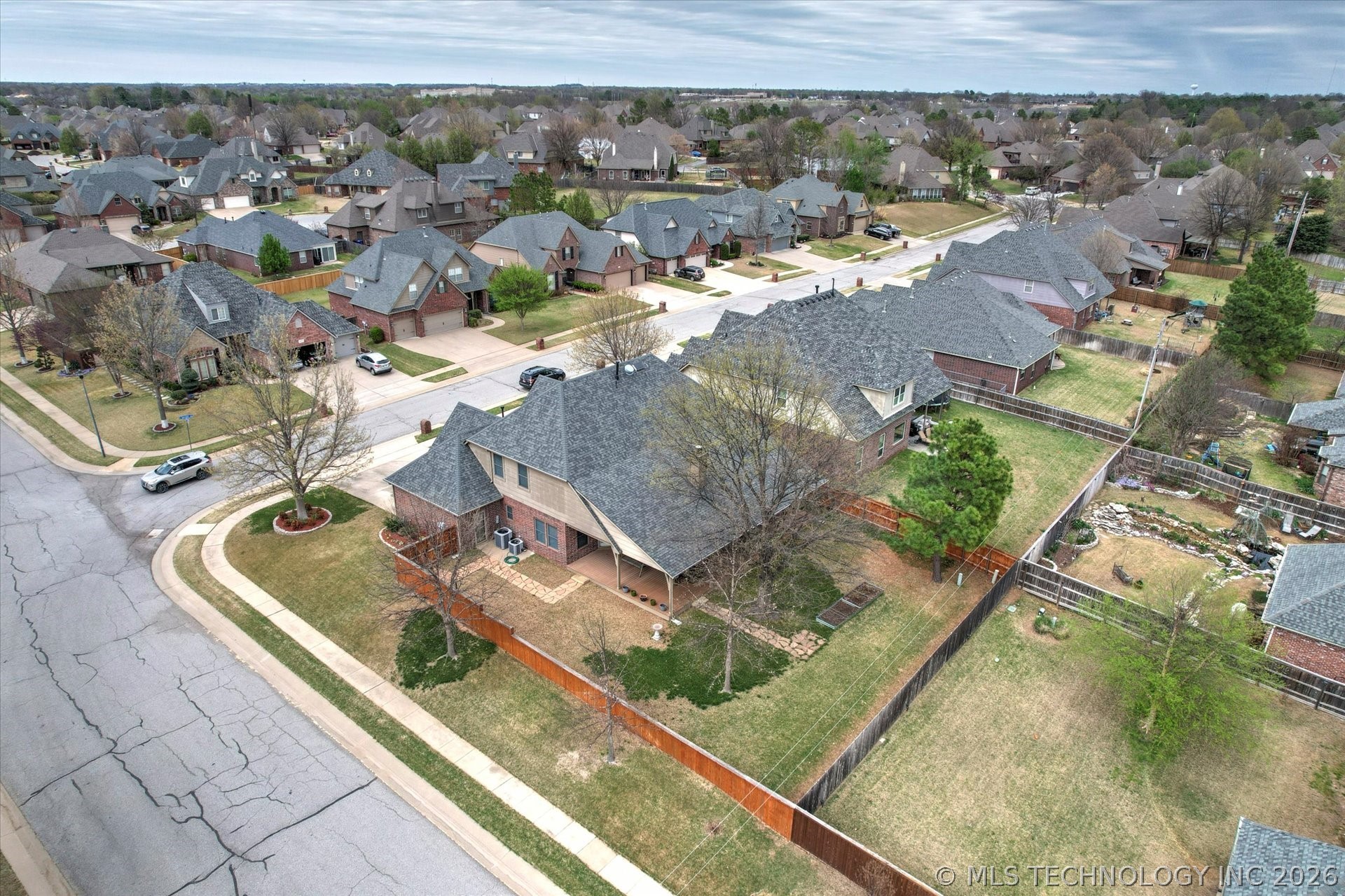 4035 W Twin Oaks Place Broken Arrow OK 74011